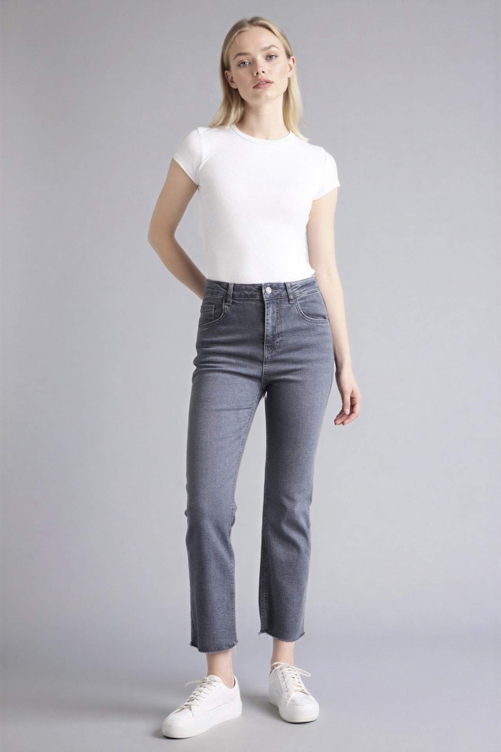 DeFacto Crop Flare Fit Yüksek Bel Jean Pantolon G2217AX26SP görsel 6