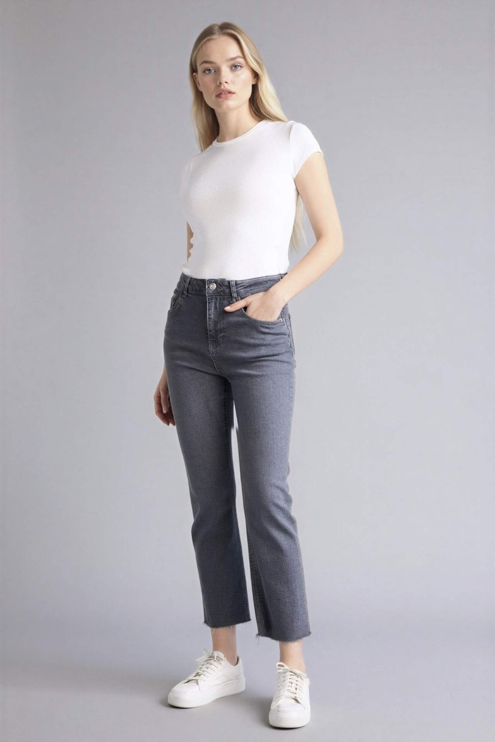 DeFacto Crop Flare Fit Yüksek Bel Jean Pantolon G2217AX26SP görsel 7