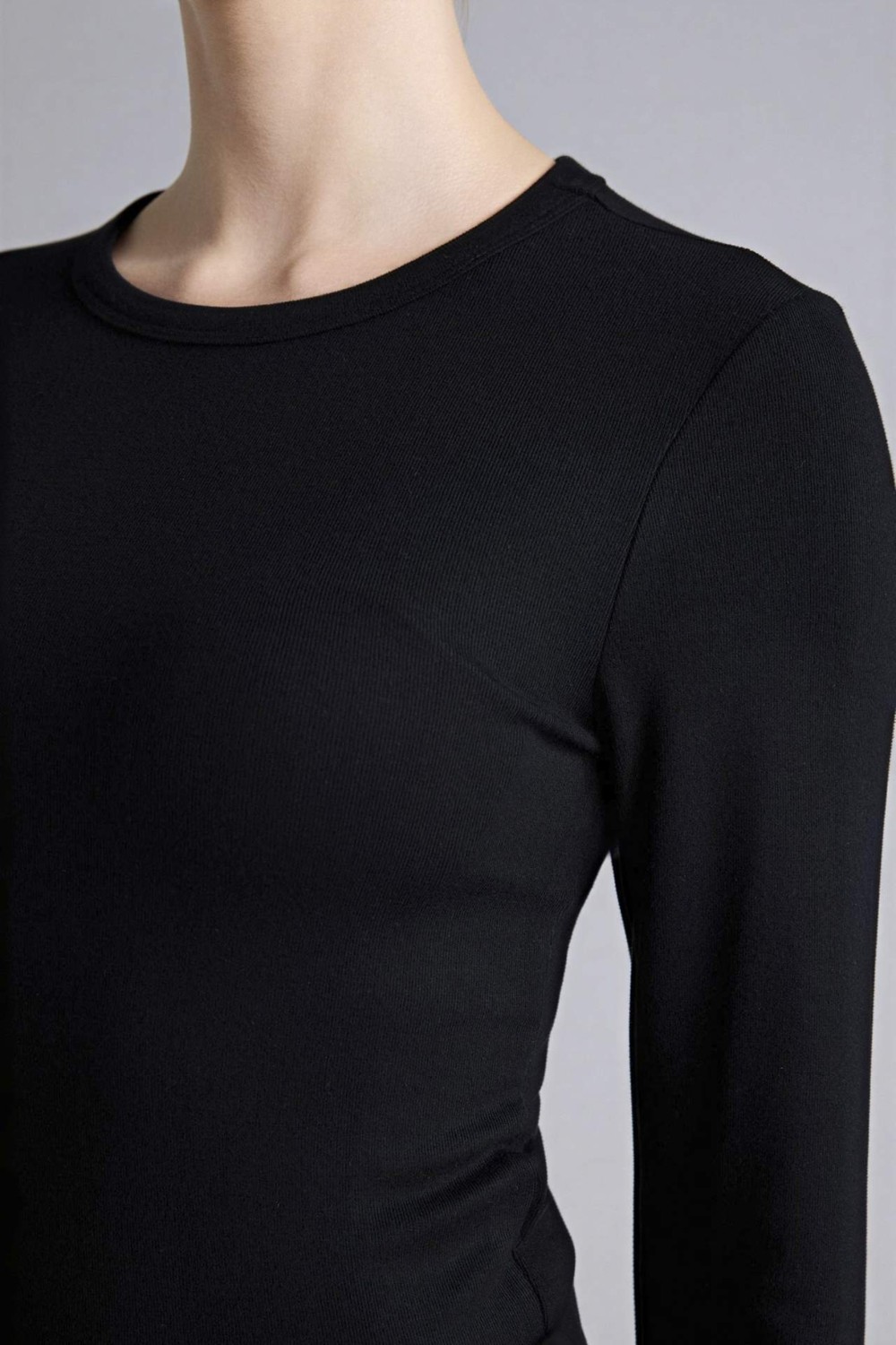 DeFacto Slim Fit Basic Tişört G8729AX26SP görsel 3