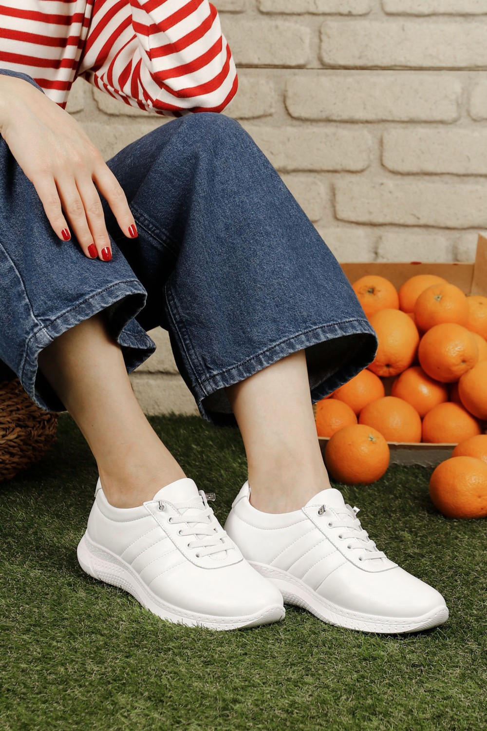 Gönderi(r) Kadın Beyaz Bağcıklı Dolgu Taban Hakiki Deri Sneaker görsel 7