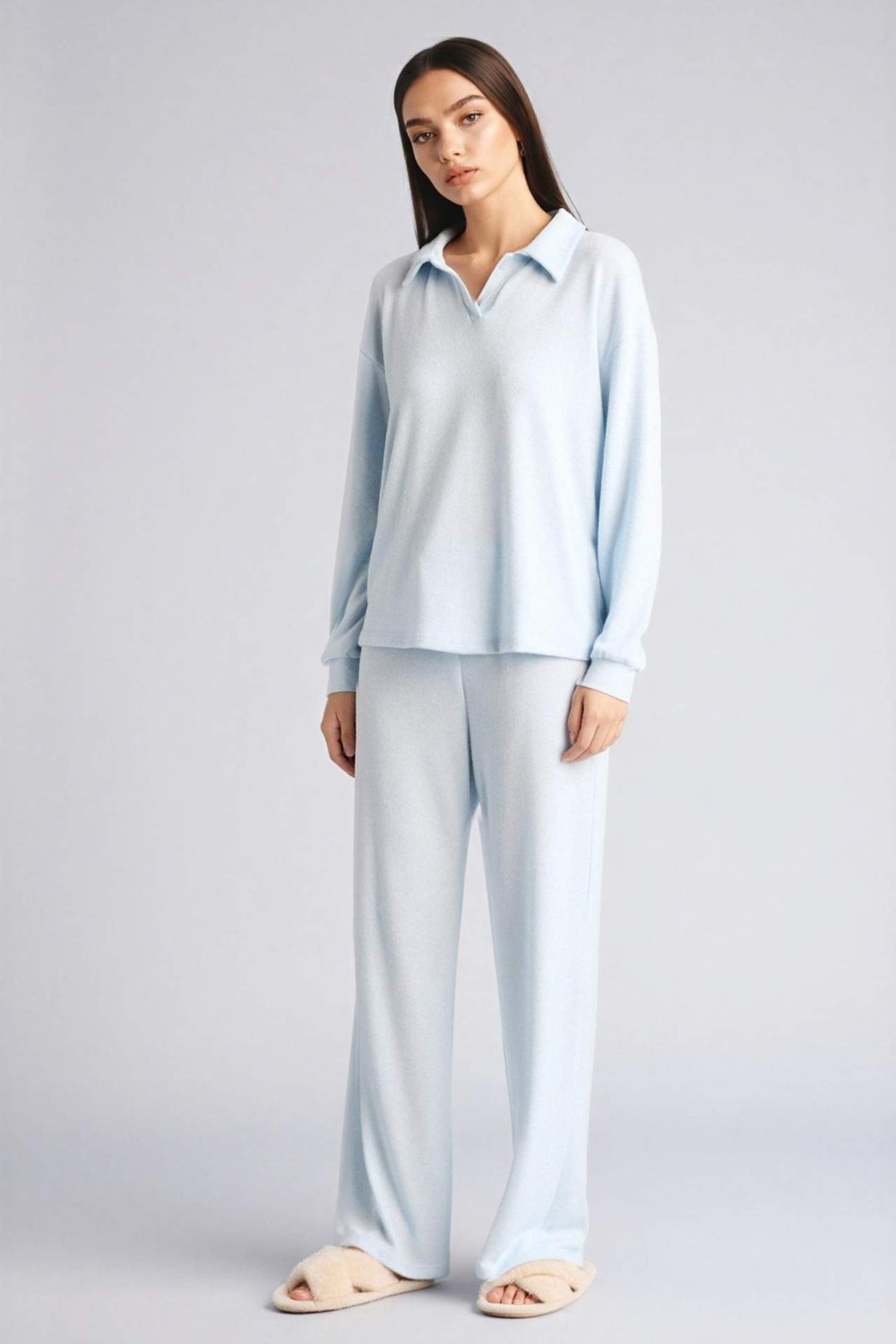DeFacto Regular Fit Ultra Yumuşak Uzun Kollu Velur Üst Uzun Alt Pijama Takımı G1188AX26SP görsel 4