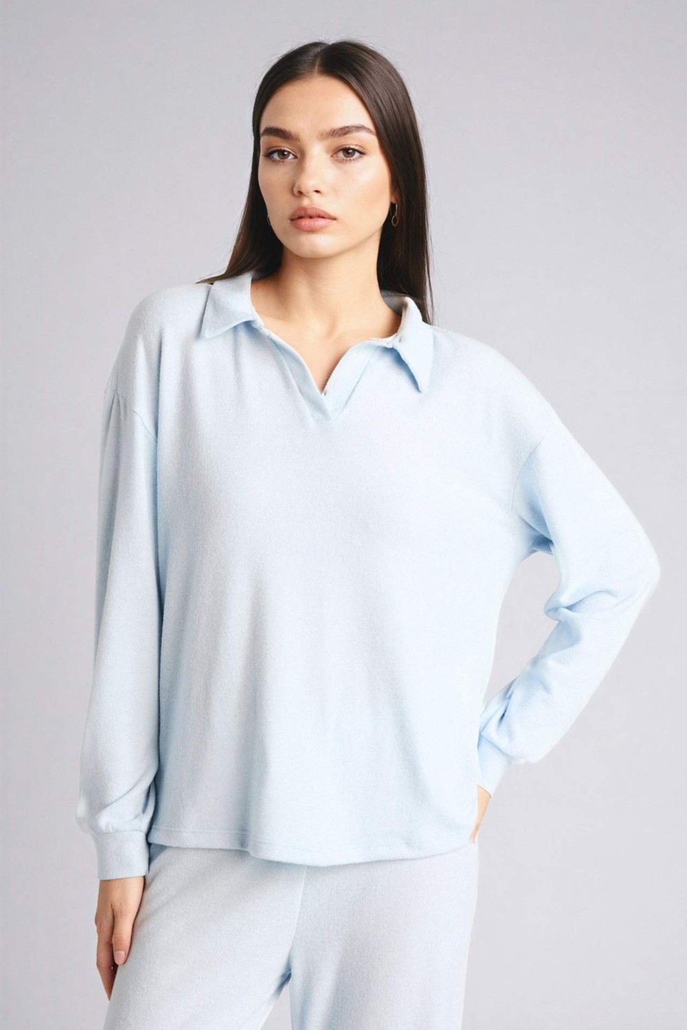 DeFacto Regular Fit Ultra Yumuşak Uzun Kollu Velur Üst Uzun Alt Pijama Takımı G1188AX26SP görsel 5