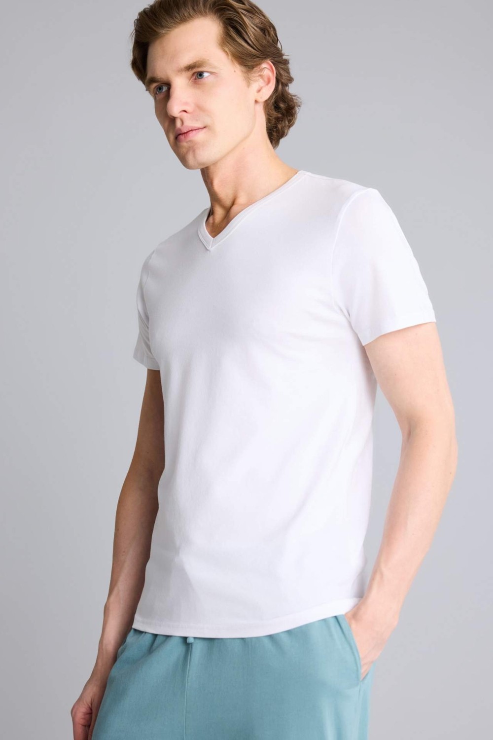 DeFacto Slim Fit Bisiklet Yaka Basic Tişört L4884AZ26SP