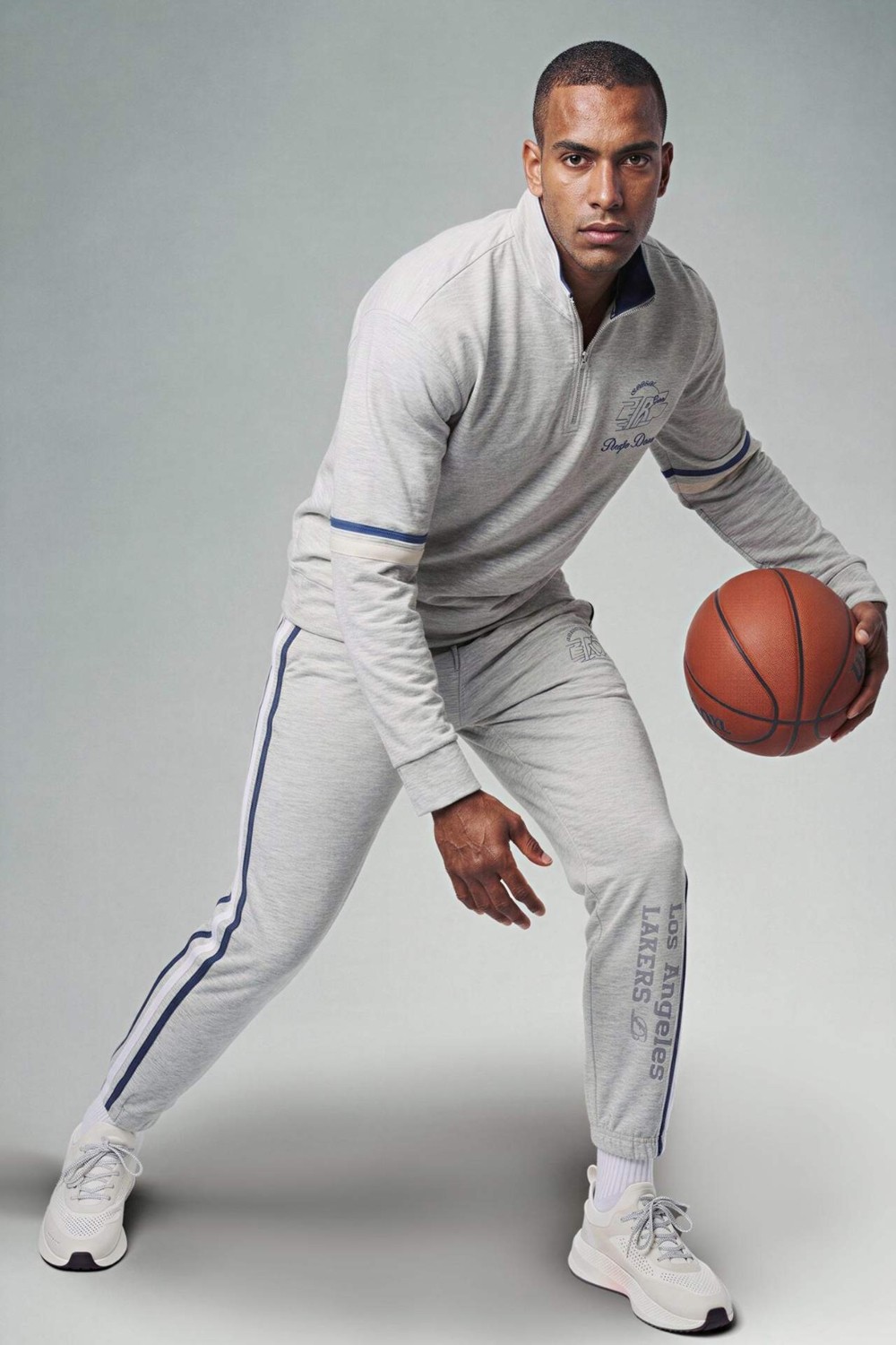 DeFacto NBA Los Angeles Lakers Standart Fit Skuba Dalgıç Kumaş Jogger F6978AX26SP