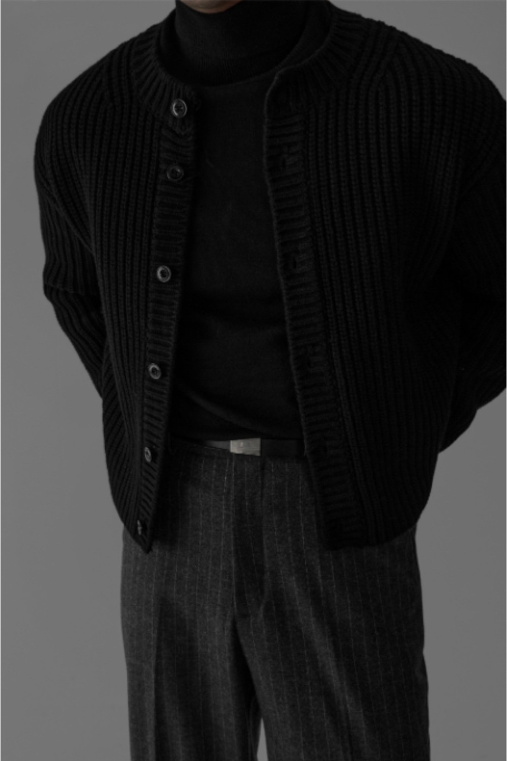 Tarz Cool Erkek Slim Fit Pamuklu Yuvarlak Yaka Düğmeli Hırka görsel 3