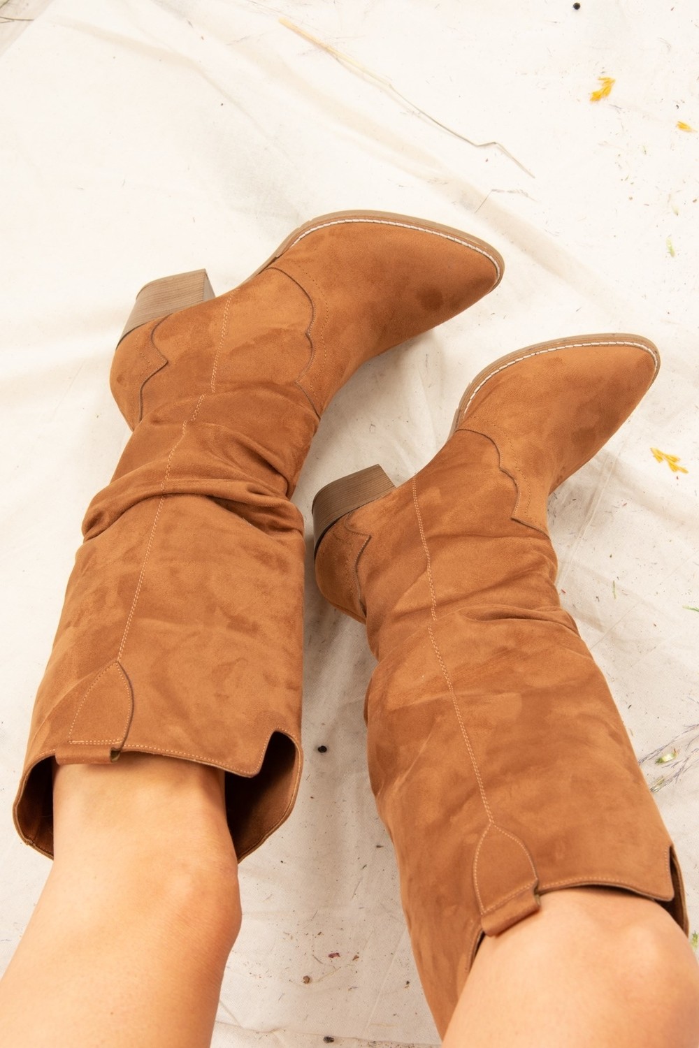 Fox Shoes Kadın Süet Klasik Çizme, Neolit Taban, Kalın Topuk, Günlük ve Şık Kullanım İçin Rahat Tasarım görsel 4
