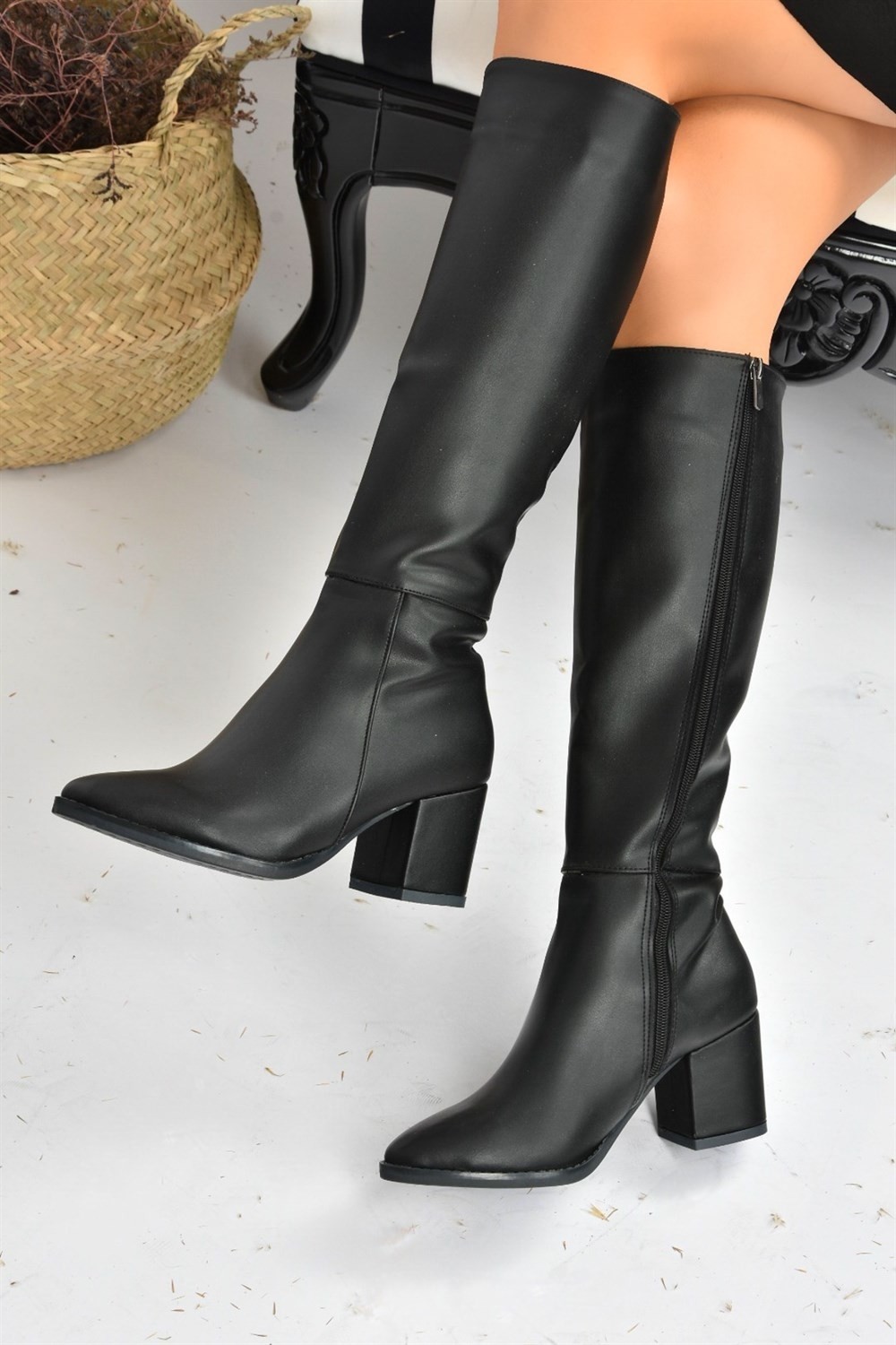 Fox Shoes Siyah Kalın Topuklu Kadın Çizme L251081609 görsel 3