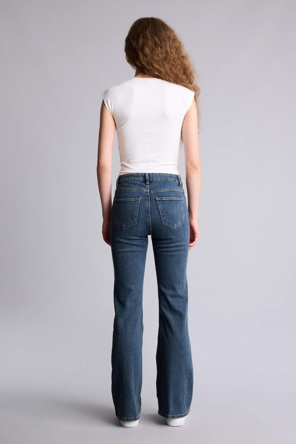 DeFacto Mia Flare Fit Normal Bel İspanyol Paça Uzun Jean Pantolon H1133AX26SM görsel 5