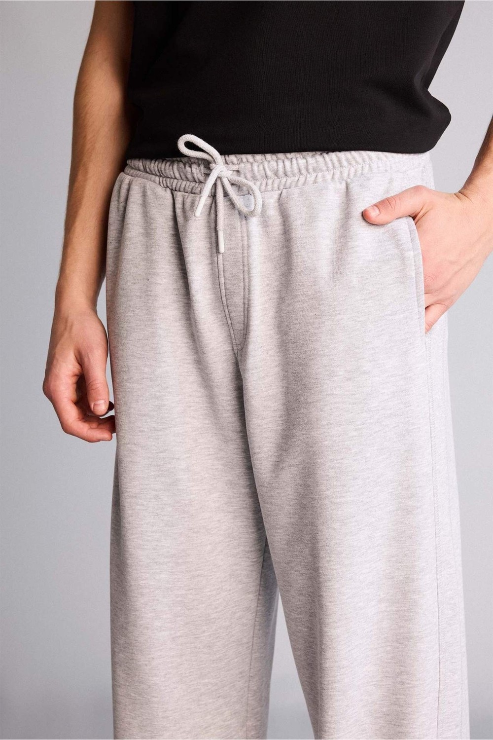 DeFacto Baggy Fit Geniş Paça Pantolon H3027AX26SP görsel 4