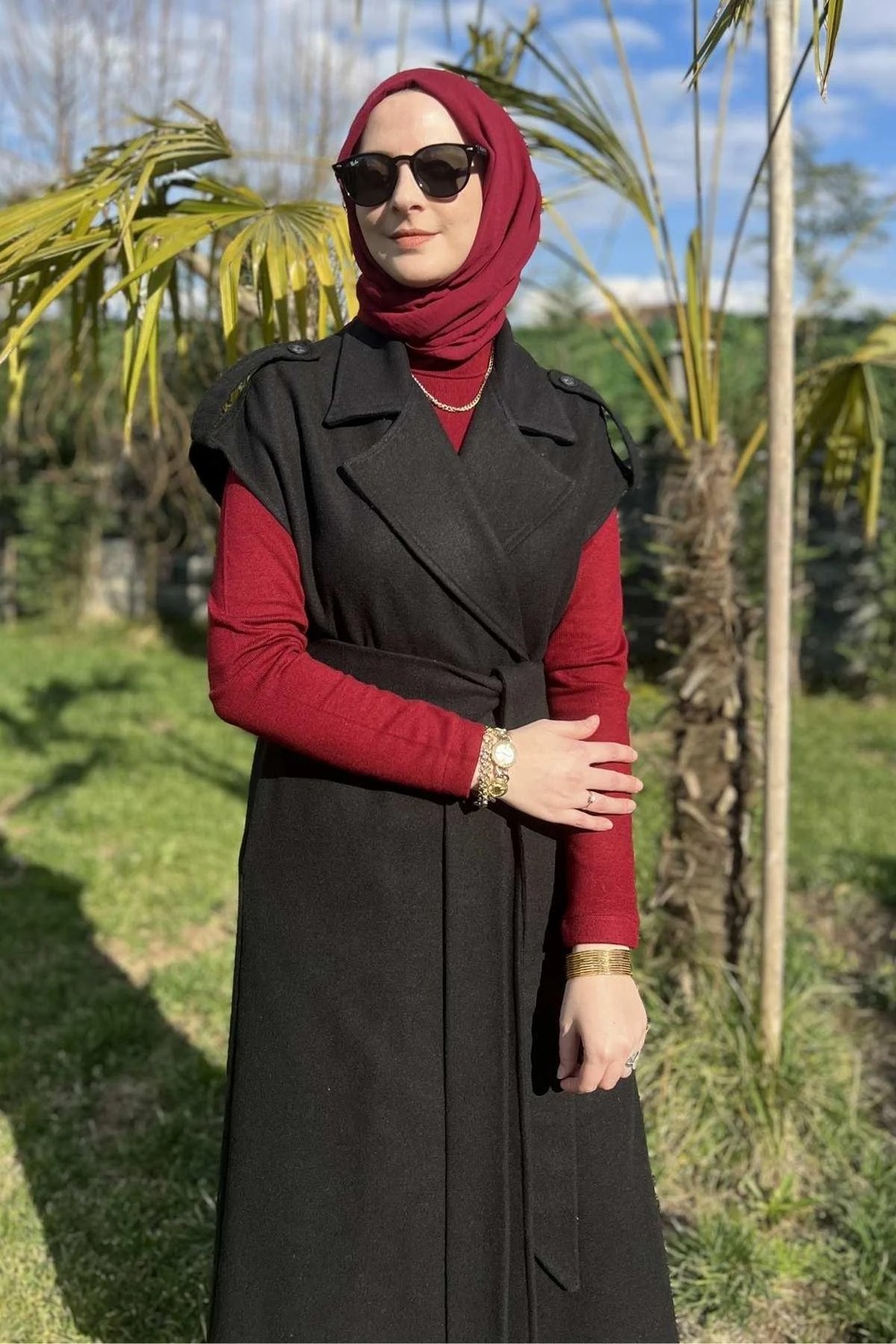 Rabia Şamlı Apoletli Siyah Yelek görsel 2