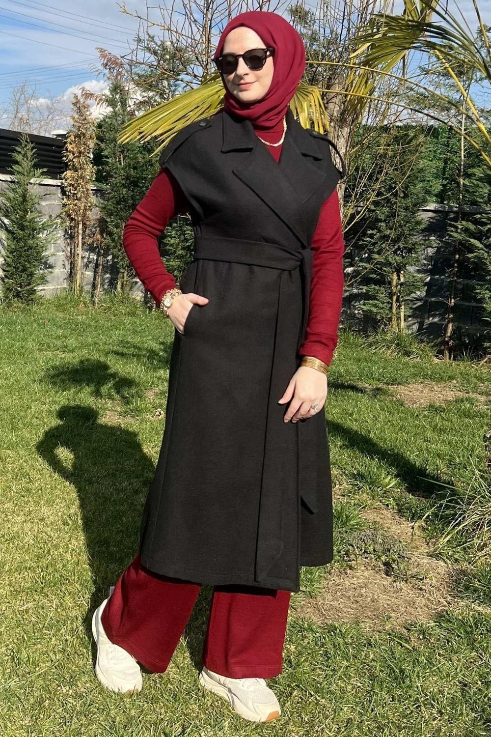 Rabia Şamlı Apoletli Siyah Yelek görsel 6