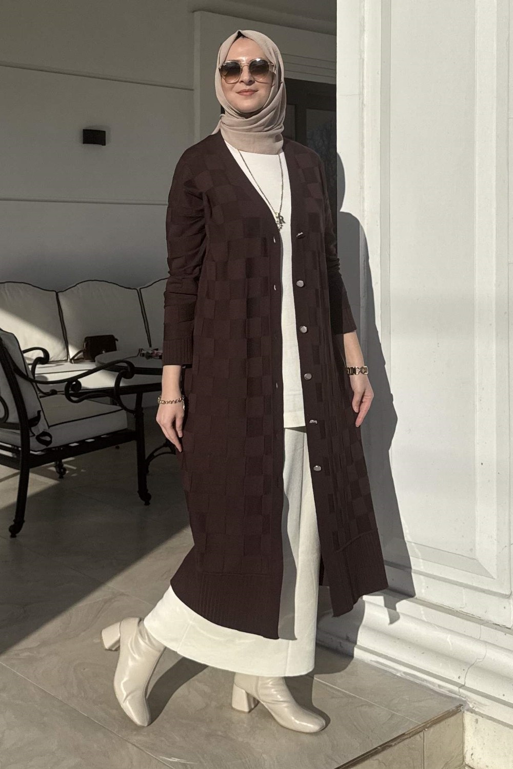 Rabia Şamlı Dama Desenli Triko Hırka Acı Kahve görsel 4