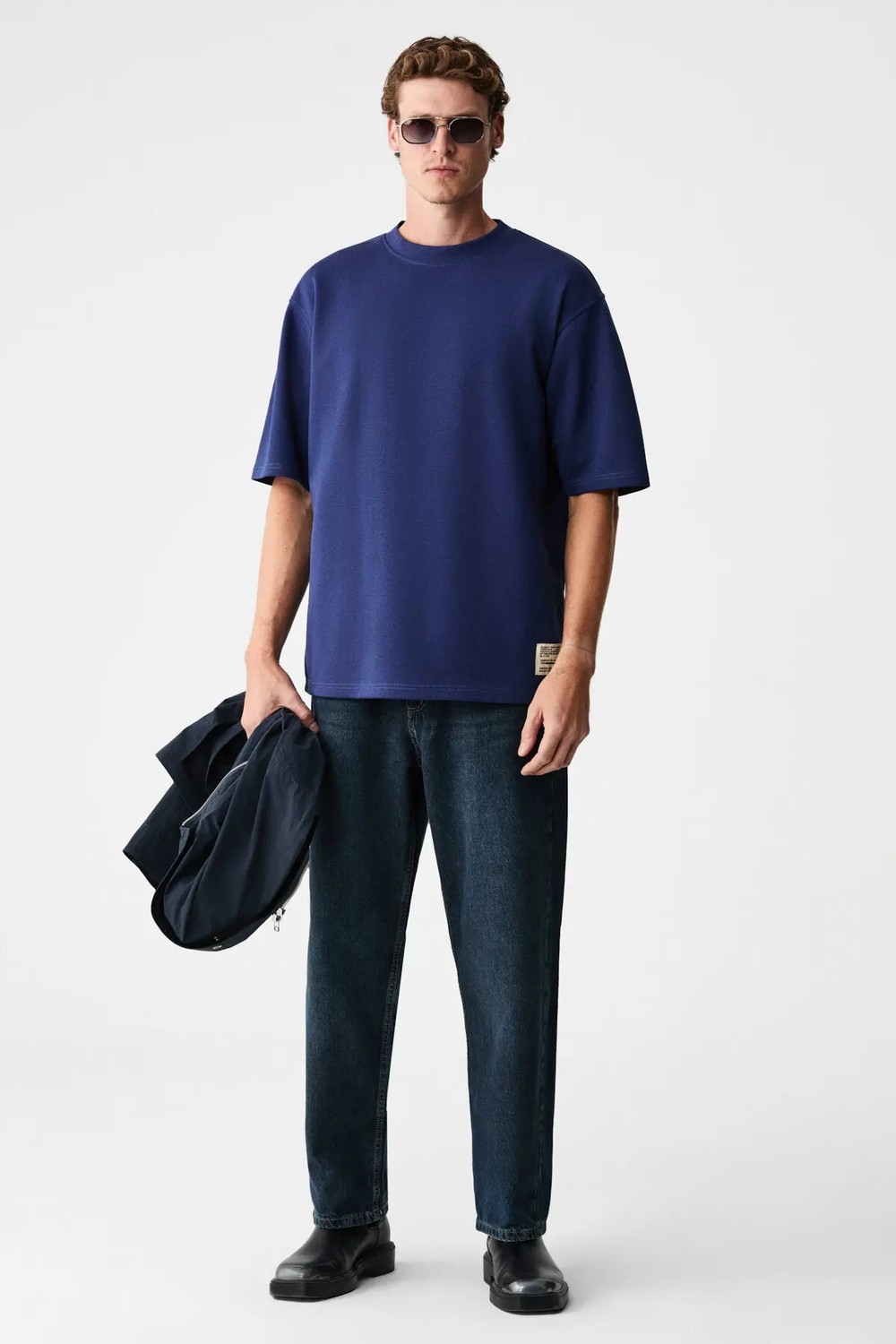 Grimelange Joel Erkek %100 Organik Pamuklu Kalın Kumaşlı Özel Dokulu Etiket Detaylı Oversize Siyah T-shirt