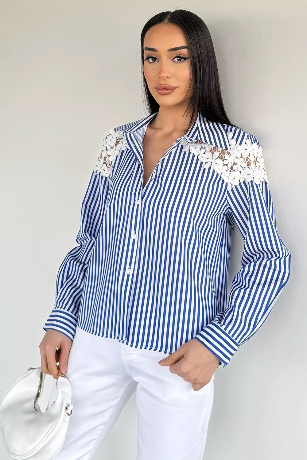 Gülseli Kadın Dantel Detaylı Gömlek P-00020569 görsel 2