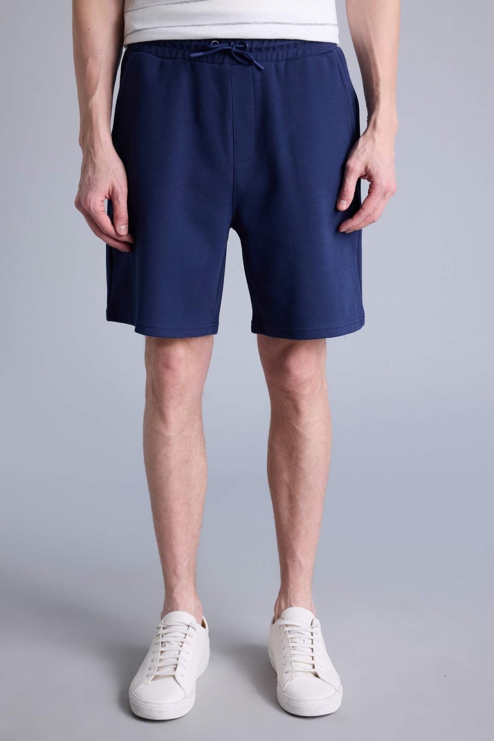 DeFacto Regular Fit Düz Paça Twill Şort G7252AX26SM görsel 8