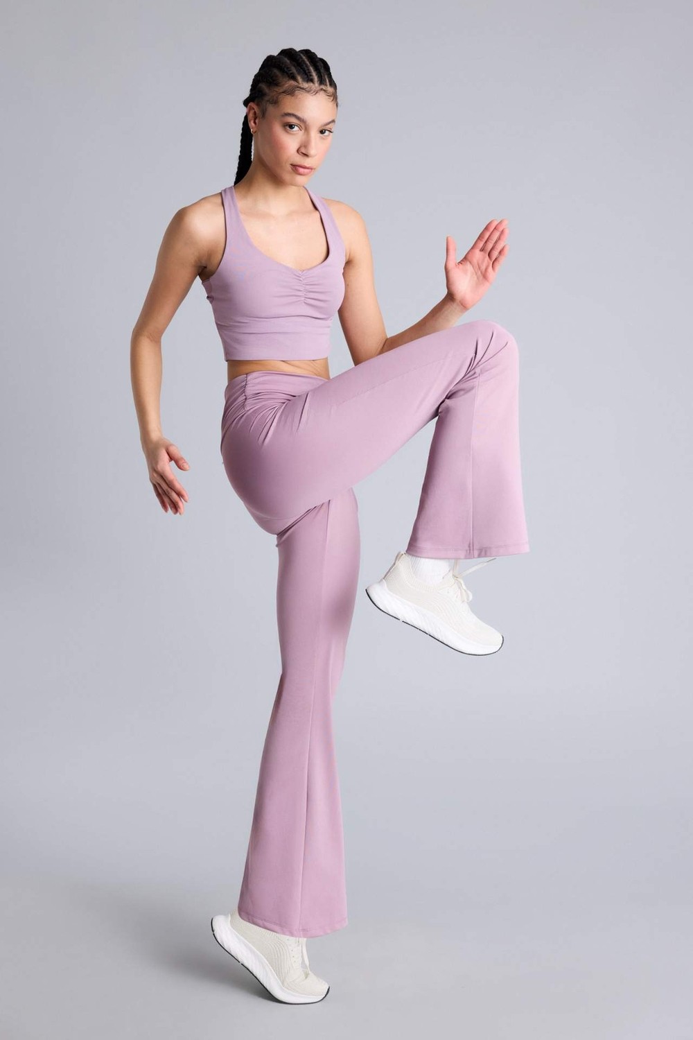 DeFacto Flare Fit İspanyol Paça Sporcu Pantolon G0755AX26SP görsel 2