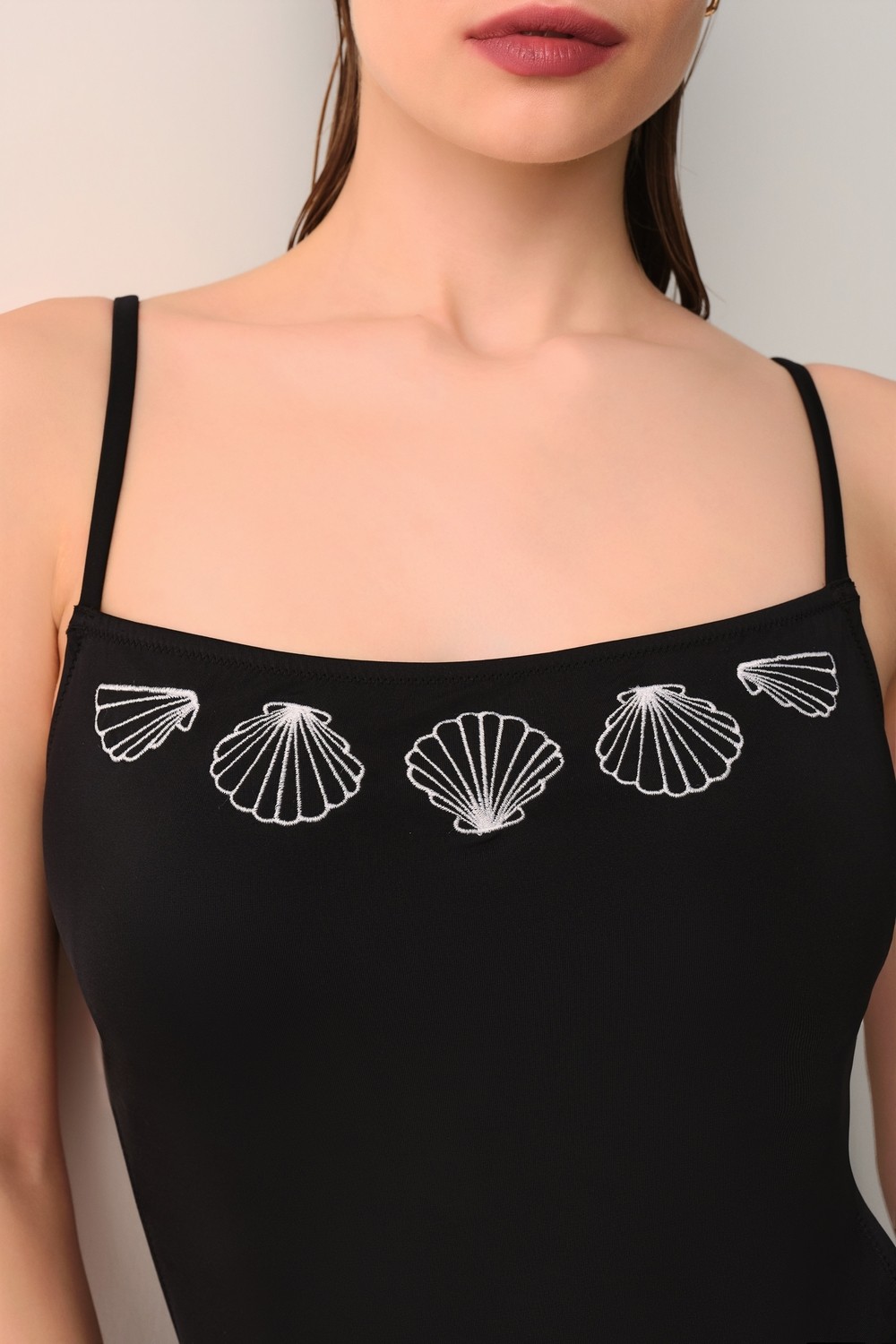 Suwen Seashell Nakışlı Basic Mayo görsel 3
