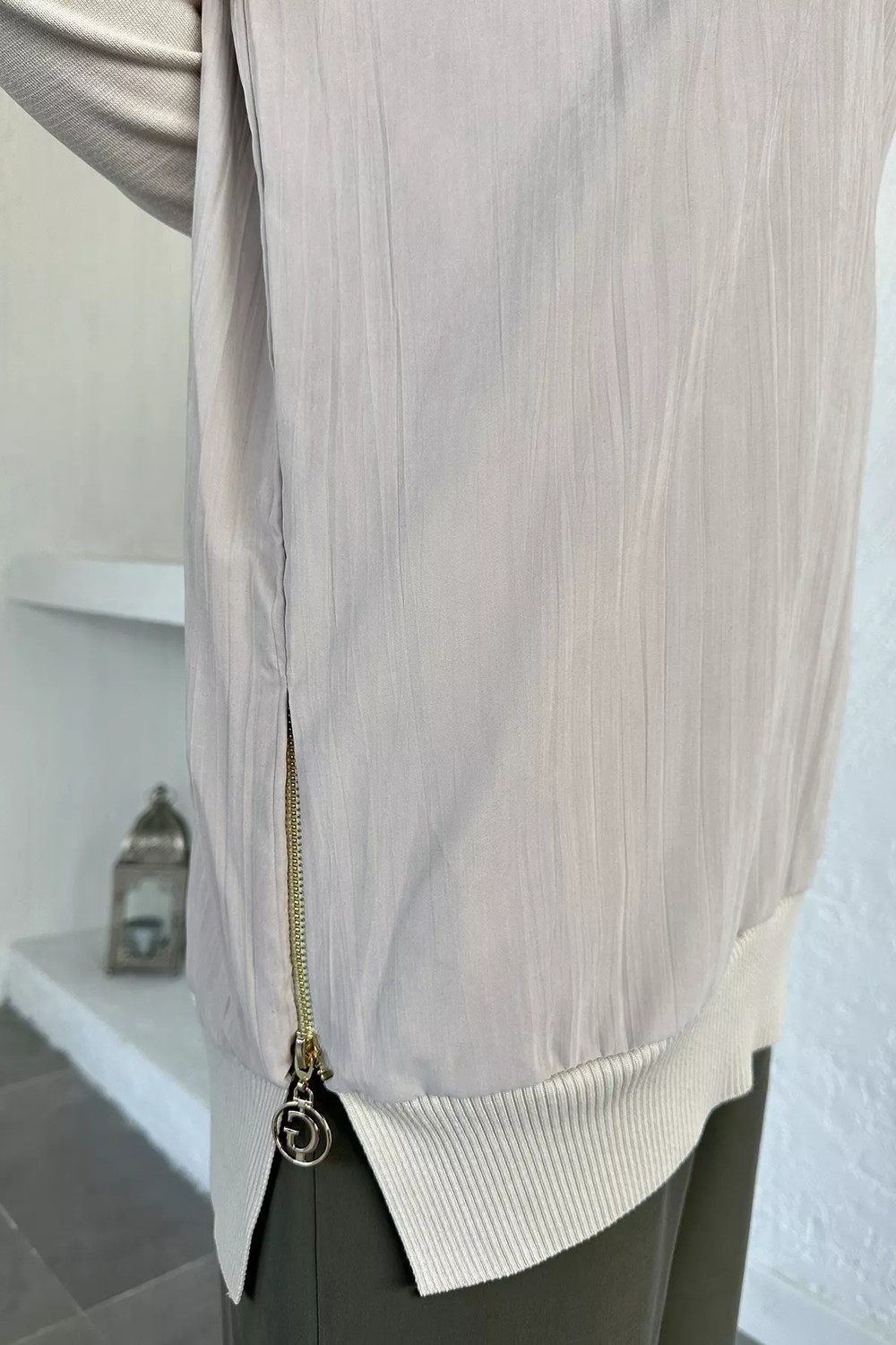 Julude Gülseli Yan Fermuar Detaylı Bisiklet Yaka Tesettür Tunik P-00020916 görsel 8