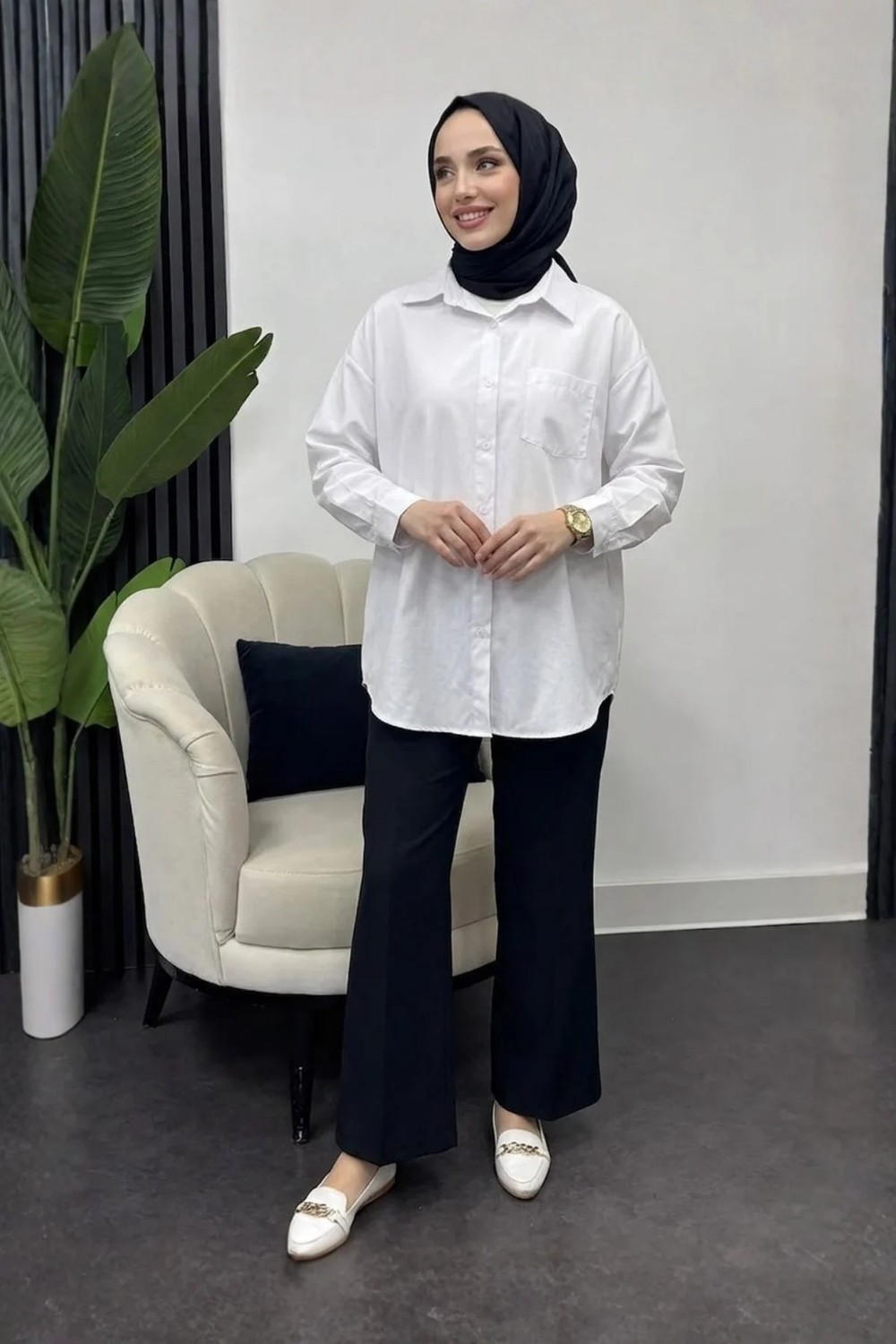 Tesettür Diyarı Kadın Oversize Cepli Gömlek-Beyaz