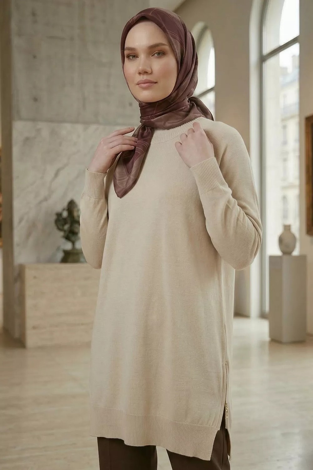 Gülseli Yan Fermuarlı Tesettür Triko Tunik P-00020925 görsel 3