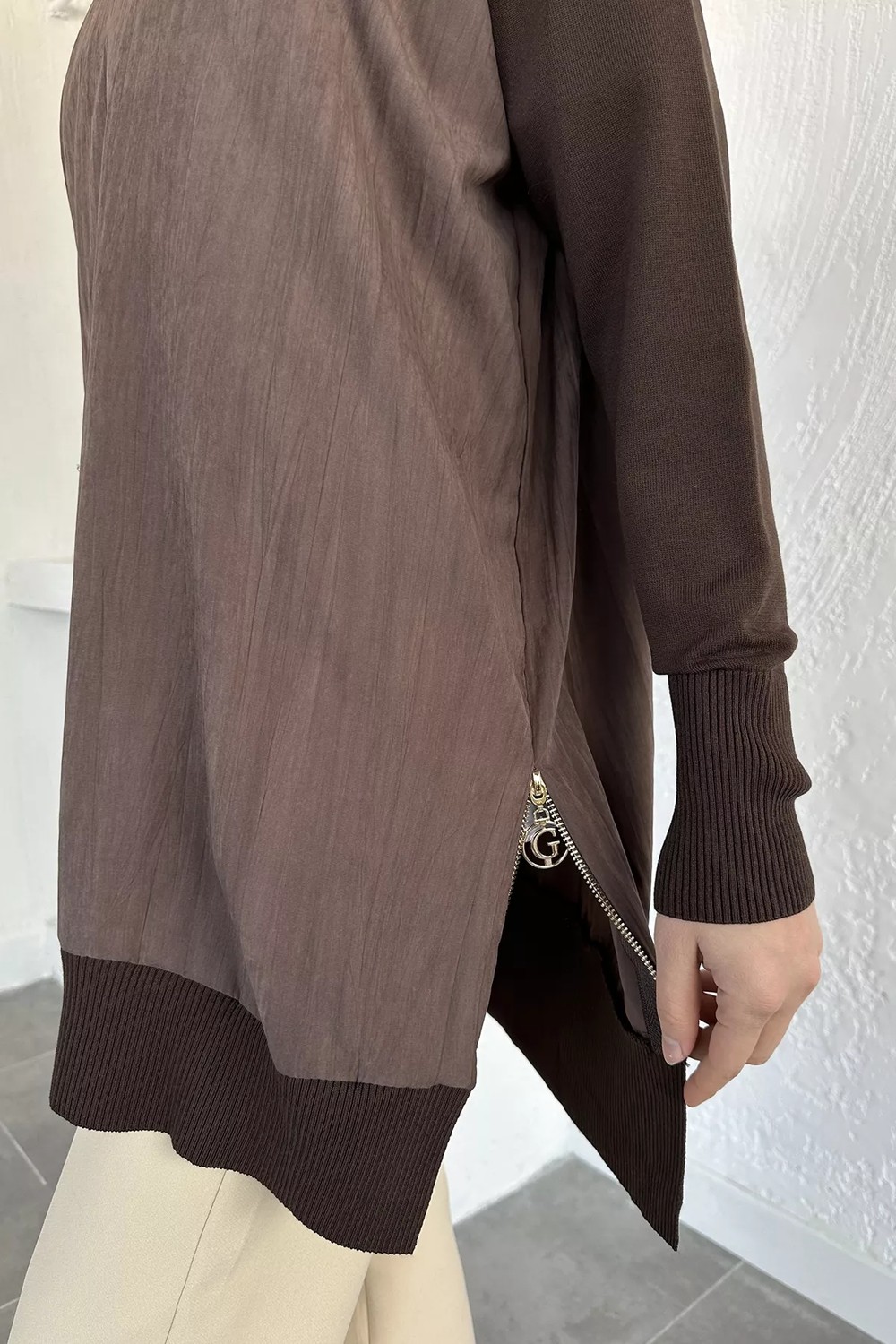 Gülseli Yan Fermuar Detaylı Bisiklet Yaka Tesettür Tunik P-00020916 görsel 6
