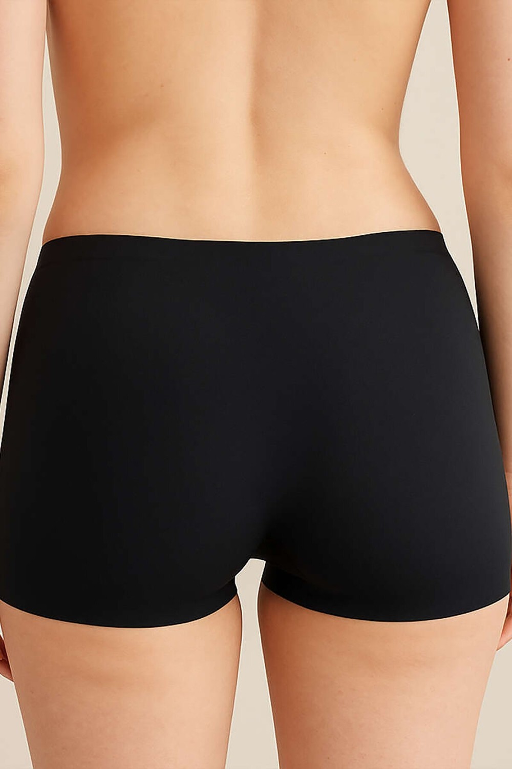NBB Siyah Lazer Kesim Iz Yapmaz Short görsel 6