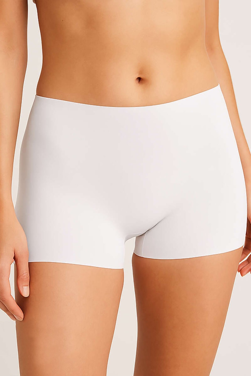 NBB Siyah Lazer Kesim Iz Yapmaz Short