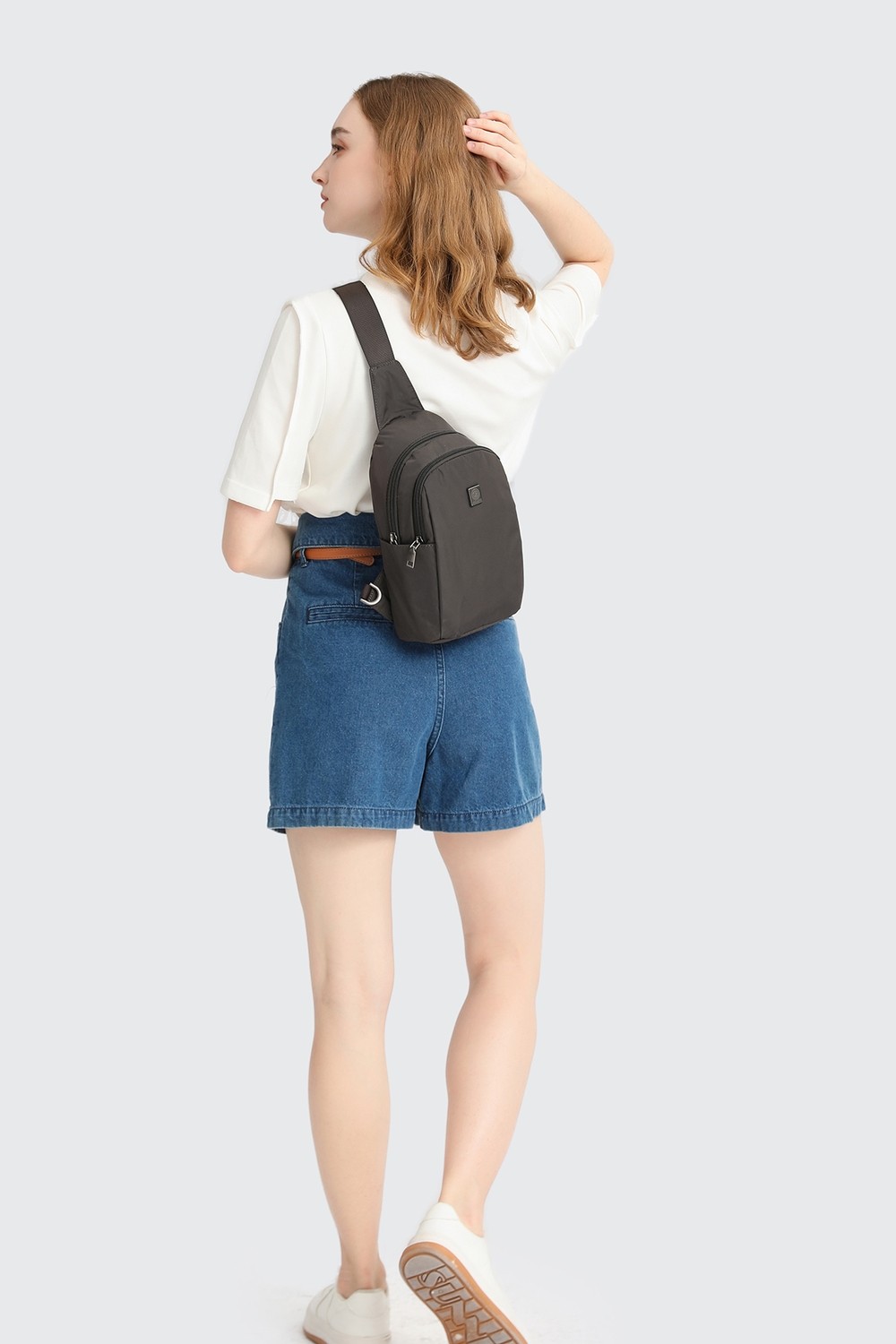 Smart Bags Smart Unisex Body Bag Tasarım Vücut Sırt ve Göğüs Çantası Ayarlanabilir Askılı Gri görsel 7