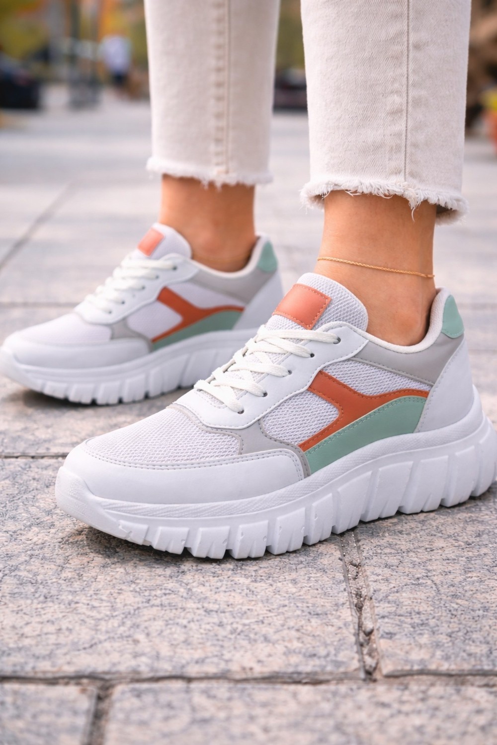 Emax Kalın Tabanlı Kadın Spor Ayakkabı, Günlük Rahat Kullanım, Bağcıklı Sneaker