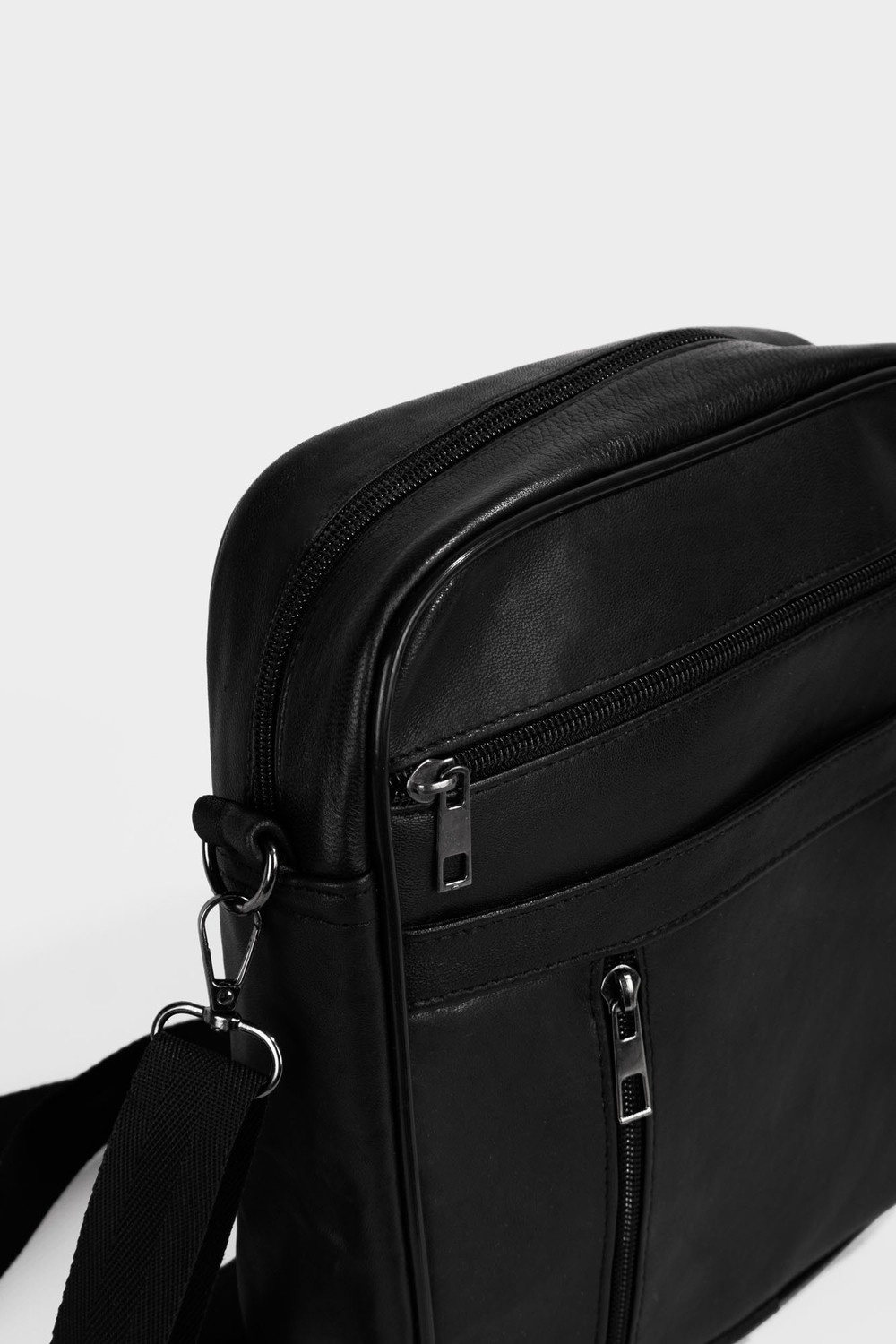 Westbag Hakiki Deri Unisex Çok Gözlü Fermuarlı Postacı Omuz Çantası görsel 3