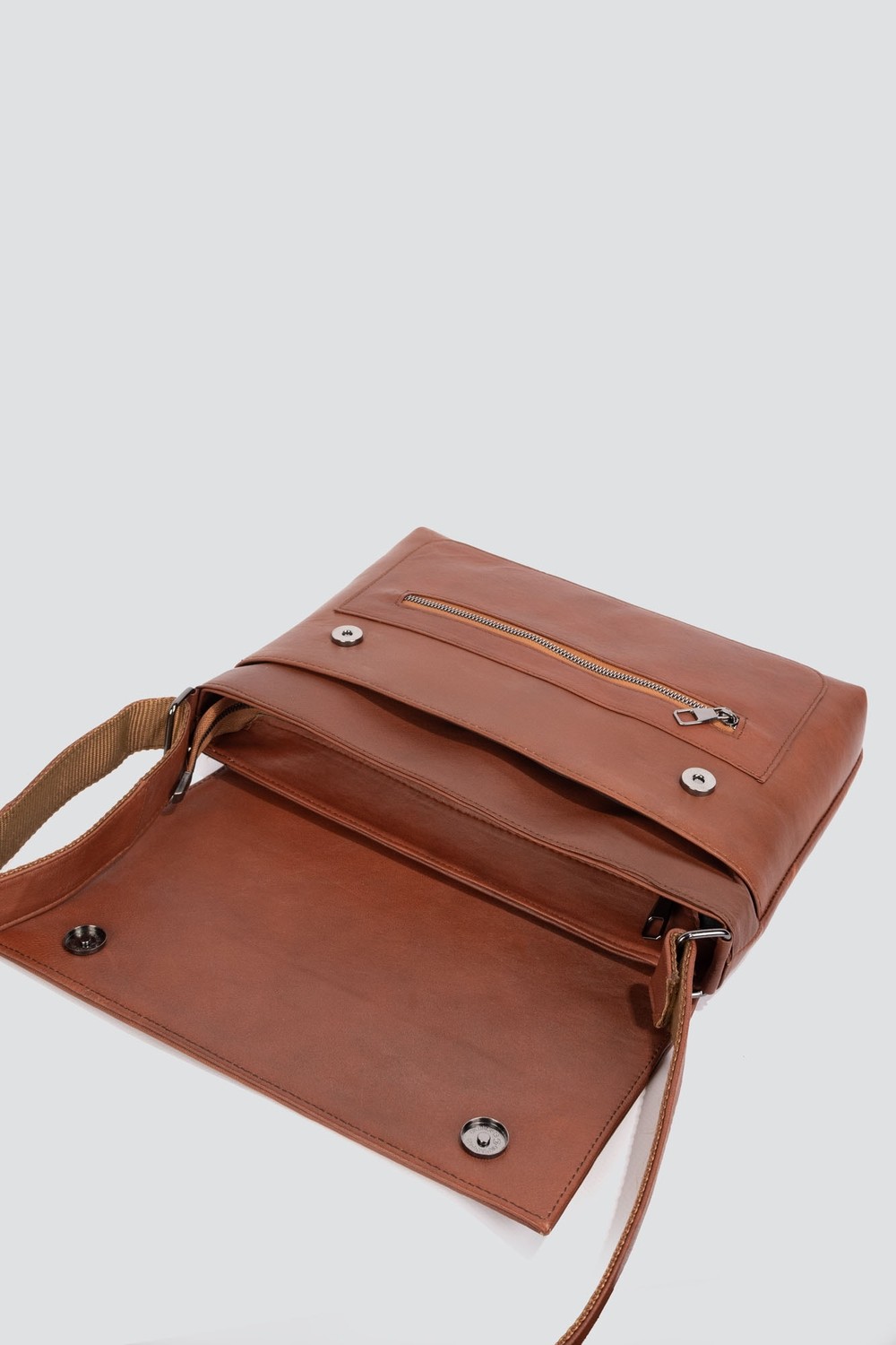 Westbag Kolej Hakiki Deri Postacı Çanta görsel 8