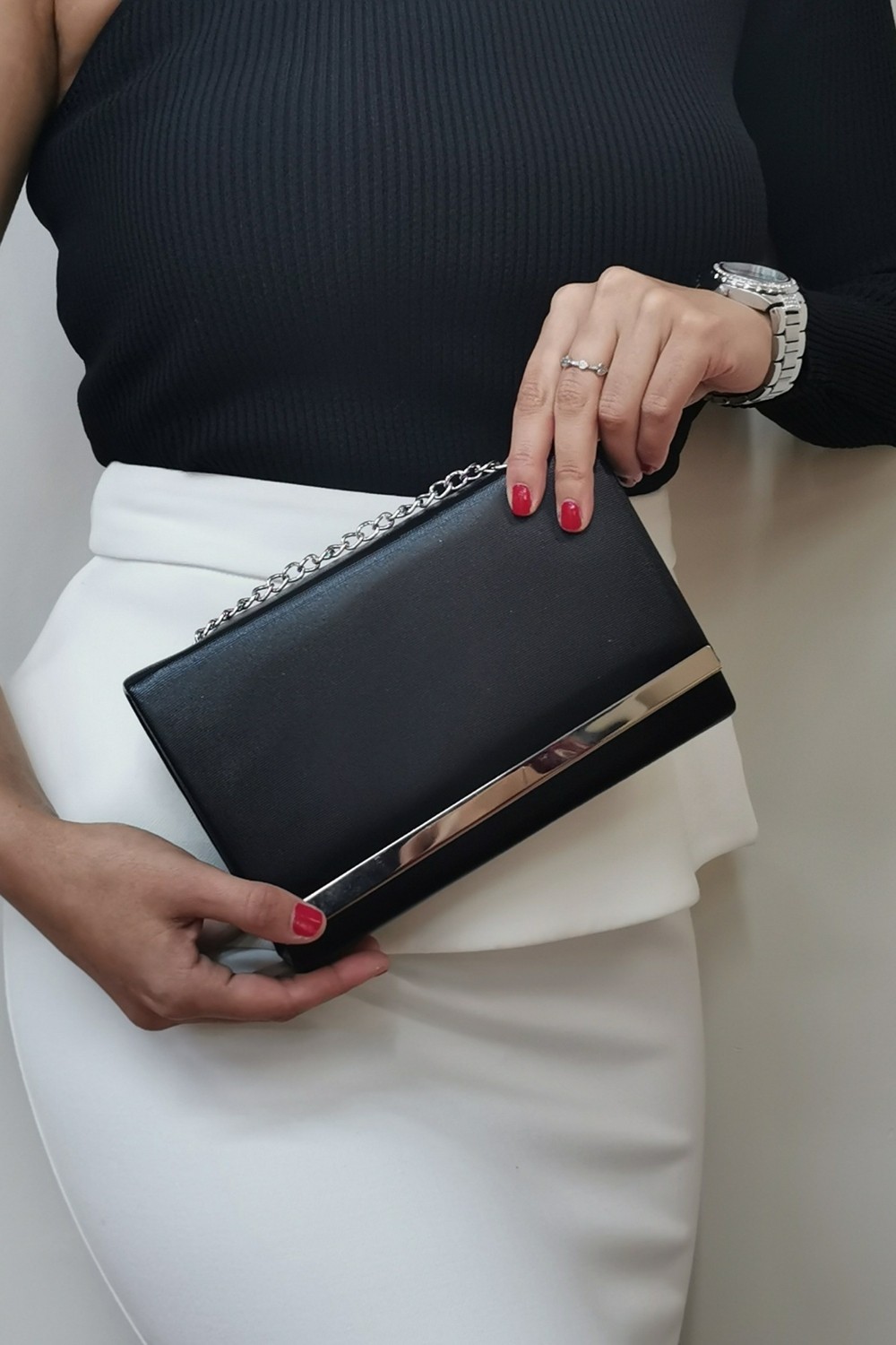 Nazart Kadın Abiye Clutch Portföy Gece Çantası Siyah Kumaş Şık Görünüm ve Ergonomik Tasarım