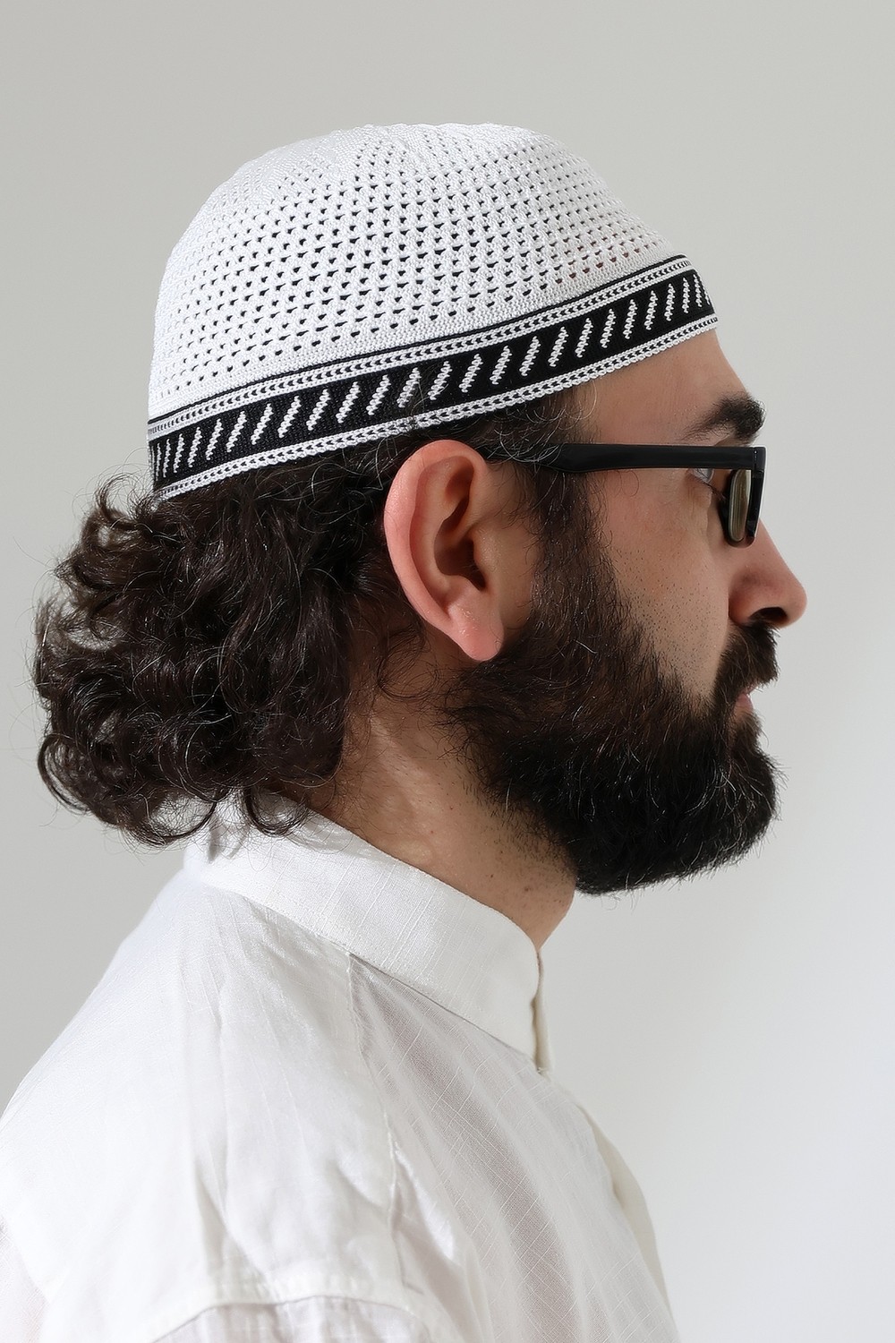 İhvan Online Milad Şerit Detaylı Namaz Takkesi, Desenli Makine Örgüsü Takke - Beyaz görsel 5