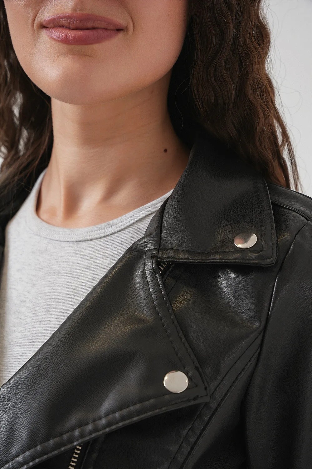 Bigdart Kadın Suni Deri Biker Ceket Düz Siyah 1025 Modeli Şık Tasarım Özellikleriyle görsel 5