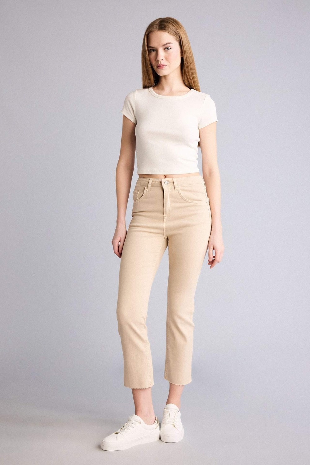 DeFacto Crop Flare Fit Yüksek Bel Bilek Boy Jean Pantolon E8017AX26SM görsel 2