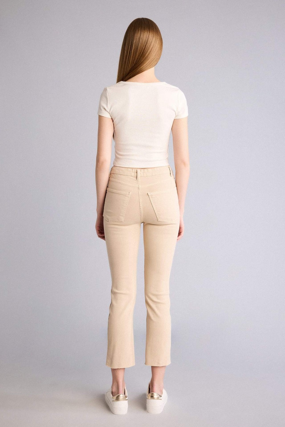 DeFacto Crop Flare Fit Yüksek Bel Bilek Boy Jean Pantolon E8017AX26SM görsel 5