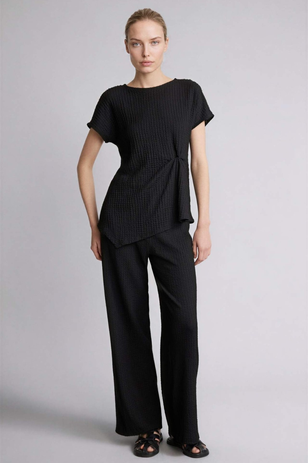 DeFacto Straight Fit Kırışık Dokulu Pantolon G2919AX26SP
