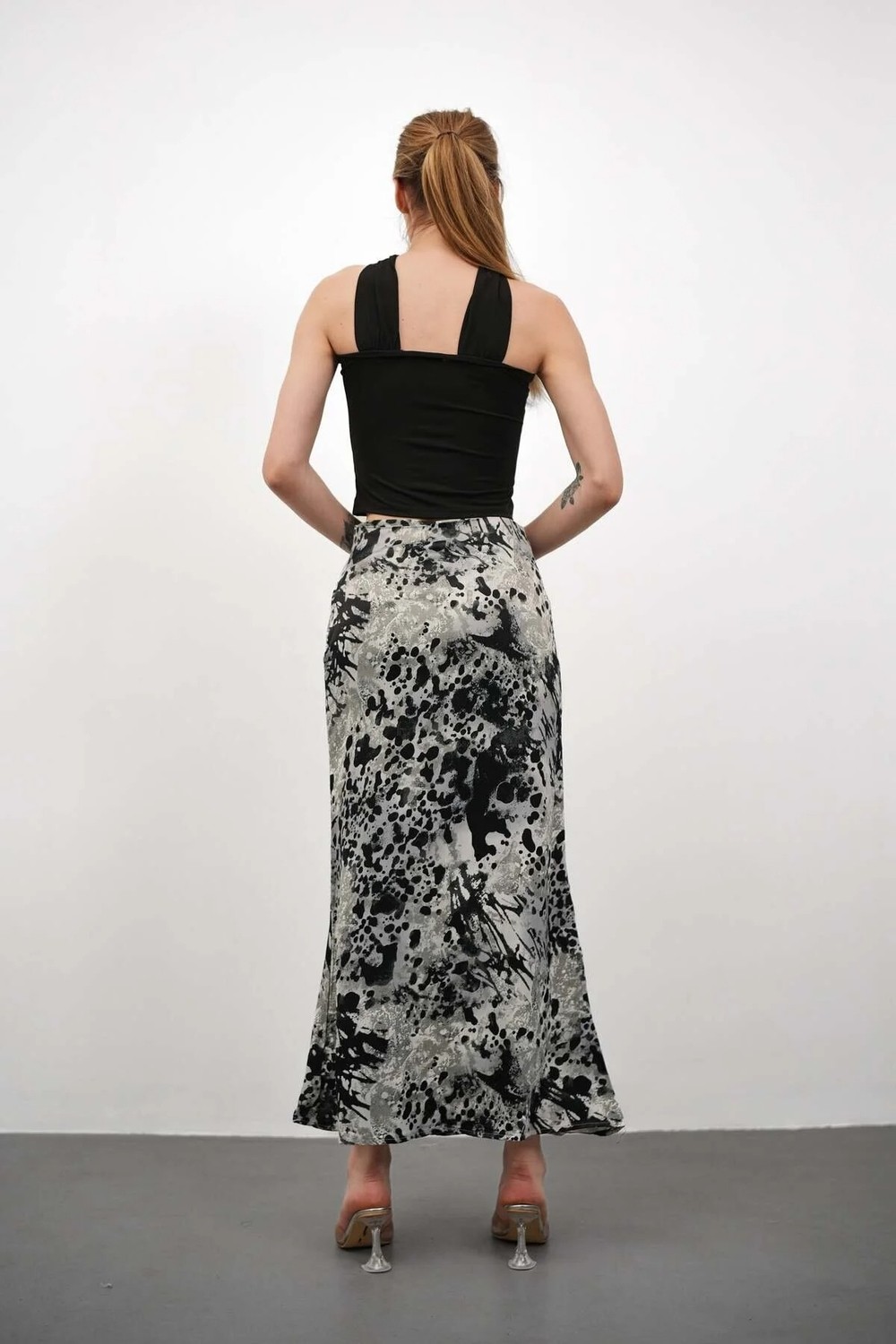 Win Moda Desenli Saten Etek - Saten Etek - Uzun Etek / Kod Çokrenkli görsel 3