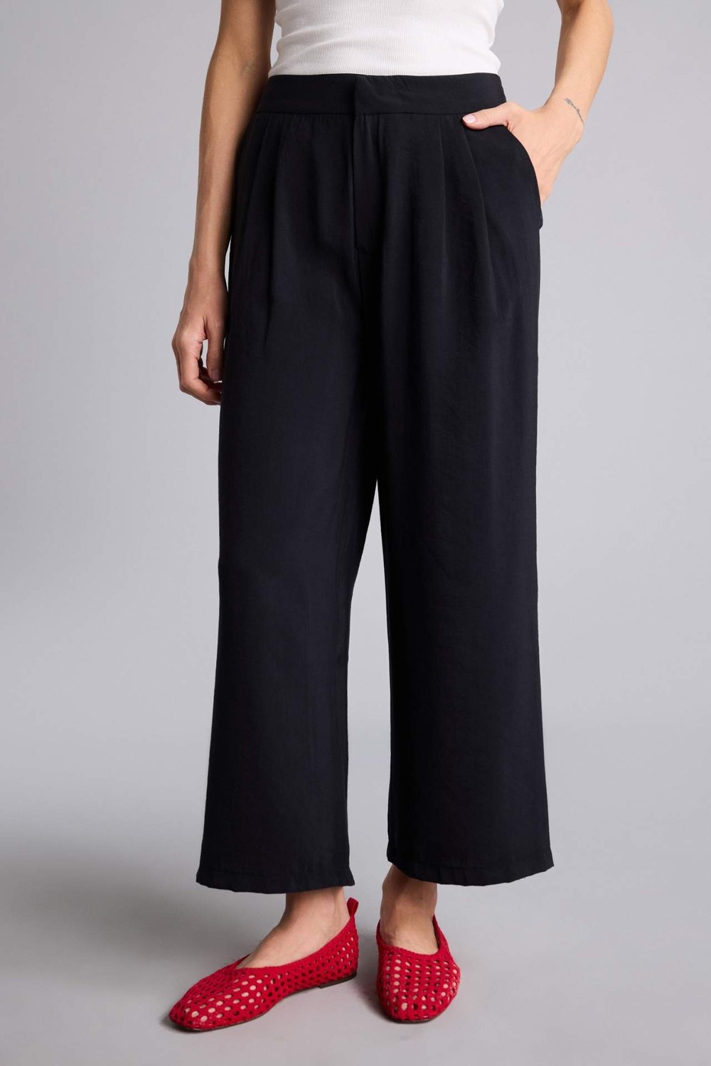 DeFacto Wide Leg Fermuarlı Normal Bel Düz Paça Akışkan Kumaş Pantolon H1929AX26SM görsel 3