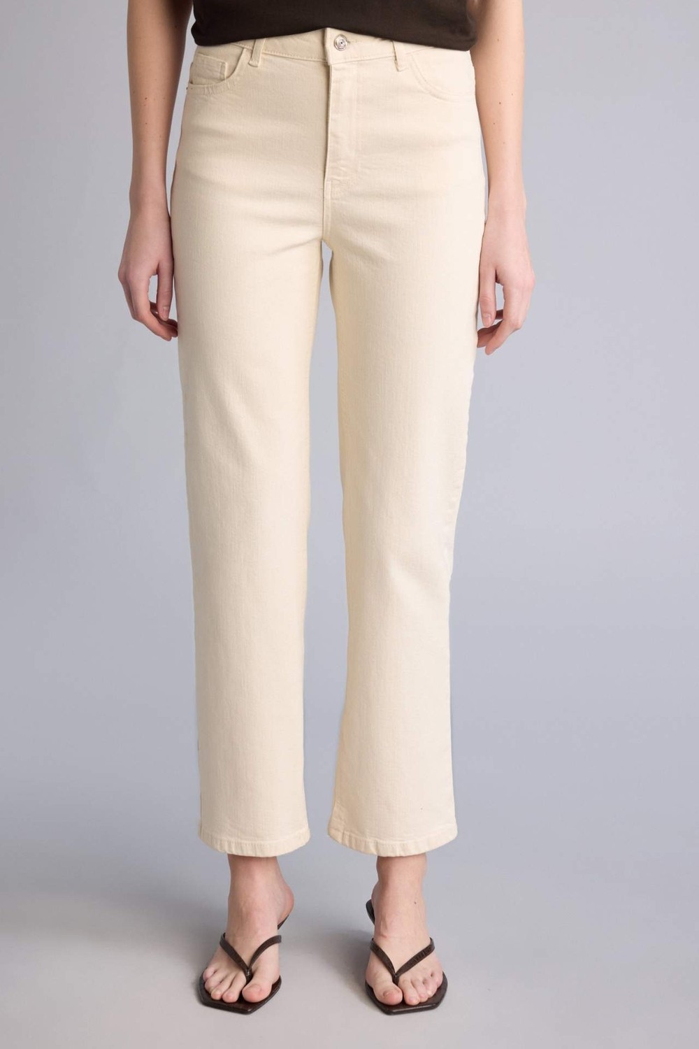 DeFacto Comfort Straight Yüksek Bel Bilek Boy Jean Pantolon F0064AX26SM görsel 3
