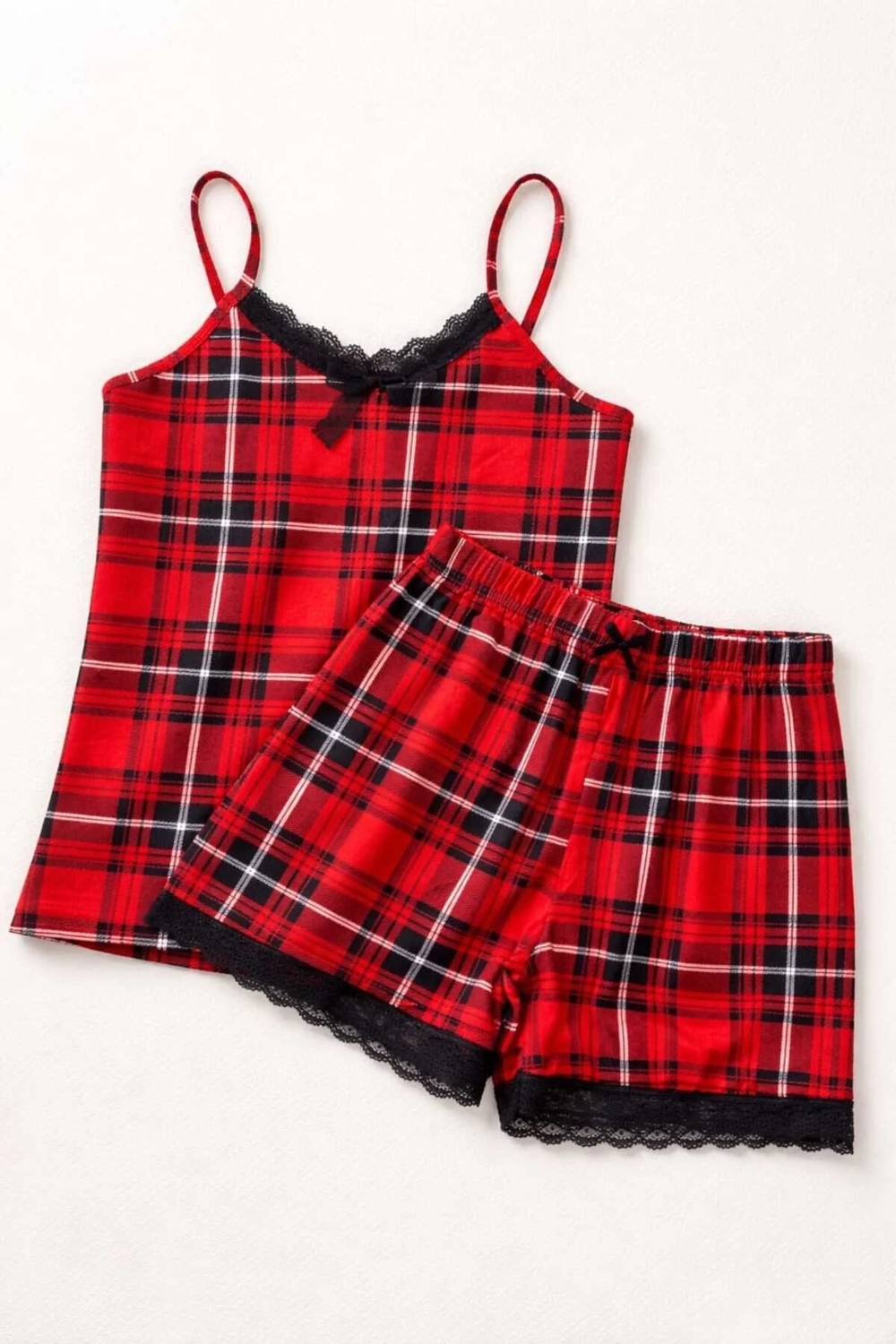 Tenra Kadın Kırmızı Ekose Ip Askılı Şortlu Pijama Takımı Dantel Detaylı görsel 4