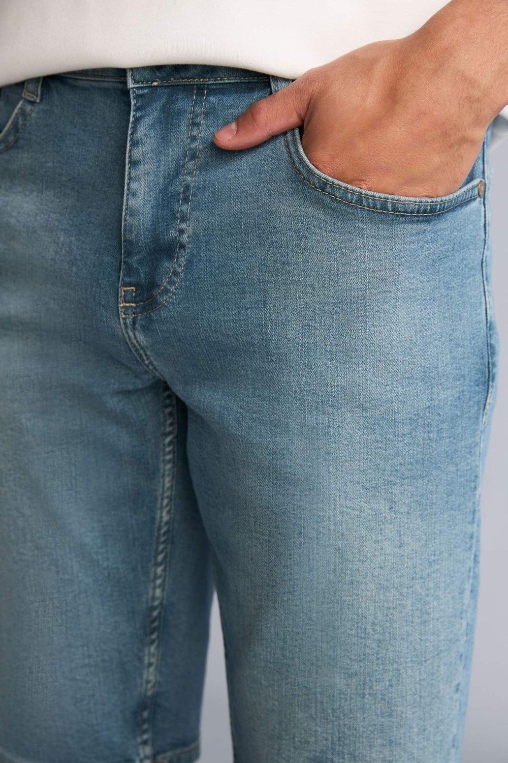 DeFacto Slim Fit Jean Bermuda F4220AX26SM görsel 4