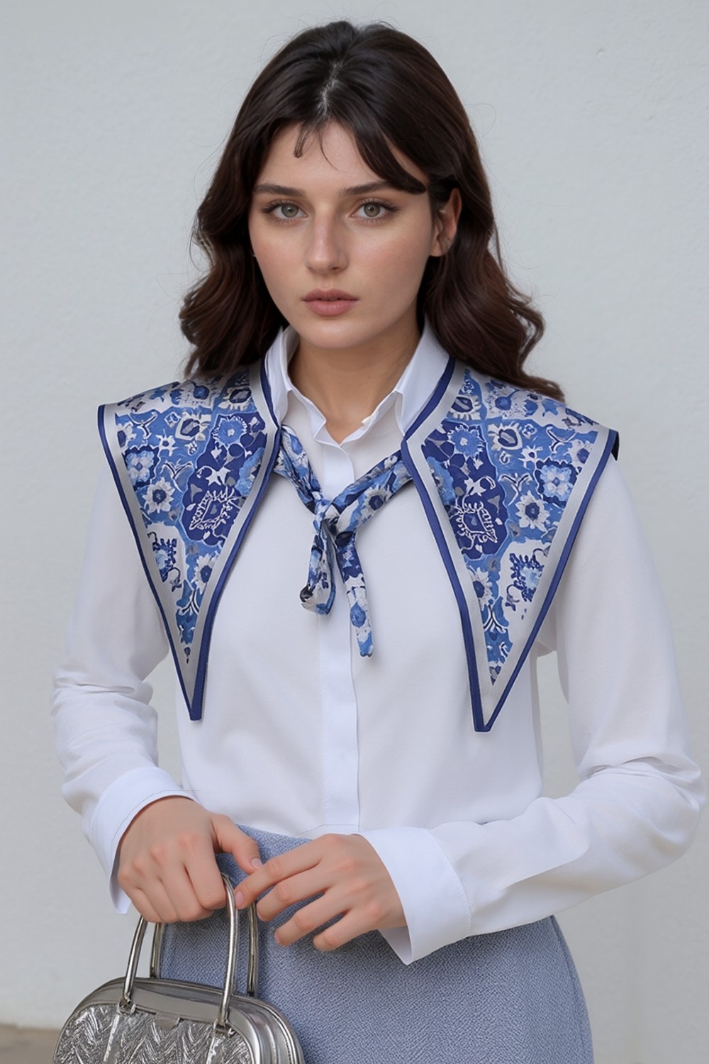 Walkenzo Iznik Çini Motifli Kadın Omuz Şalı | Fular Yaka (Yakalık) görsel 3