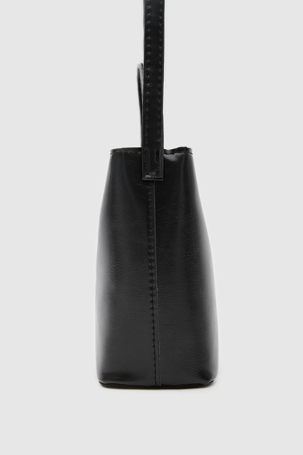 Shule Bags Amore Minimal Çapraz Çanta Siyah Suni Deri Kumaş ile Şık ve Fonksiyonel Tasarım görsel 4