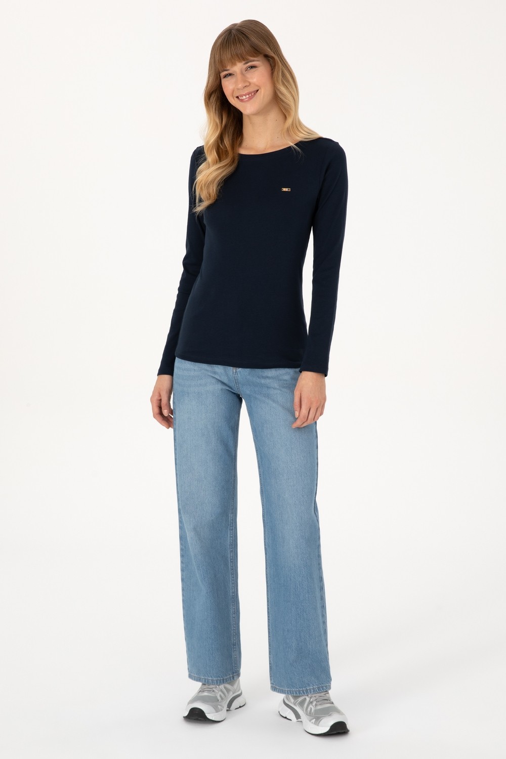 U.S. Polo Assn. Kadın Beyaz Slim Bisiklet Yaka Basic Sweatshırt 50315419-VR013 görsel 4