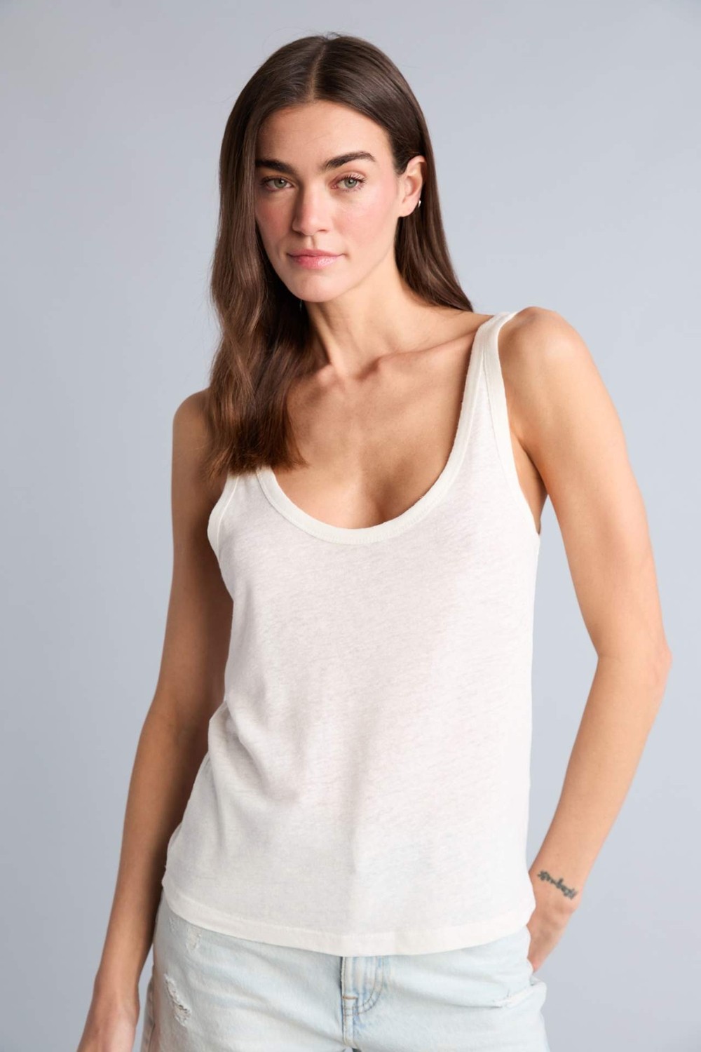 DeFacto Regular Fit Basic Düz Bisiklet Yaka Keten Karışımlı Atlet D4453AX26HS görsel 3