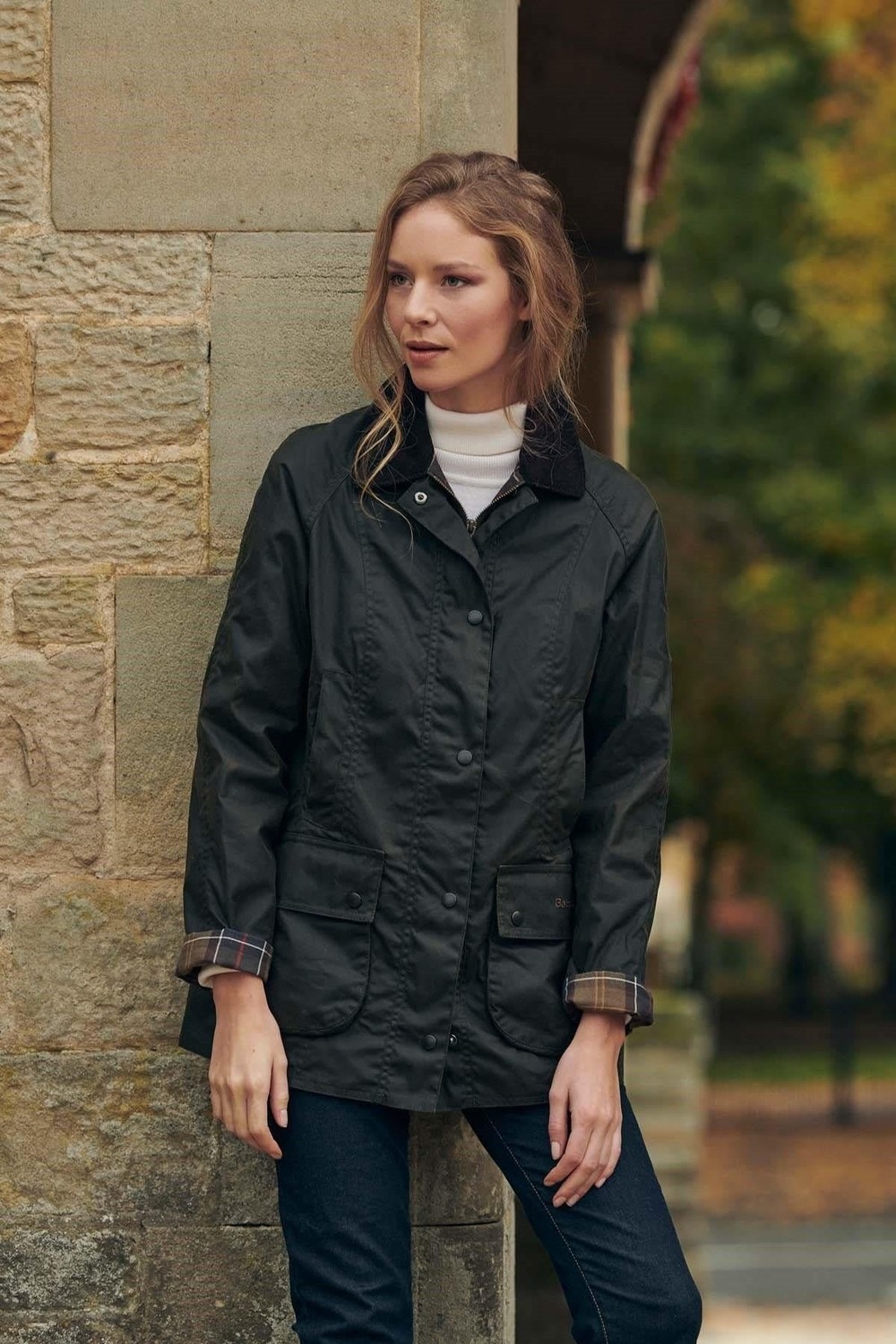 Barbour Classic Beadnell Yağlı Ceket OL71 Olive görsel 8