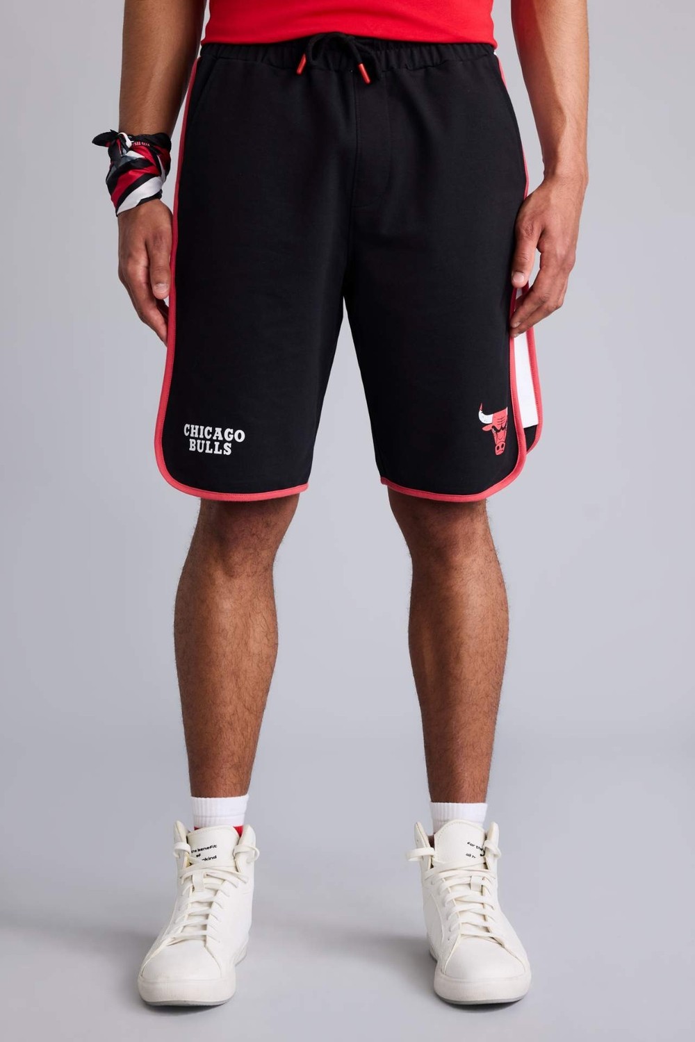 DeFacto NBA Chicago Bulls Standart Fit Kısa Paça Şort A3822AX26SP görsel 4