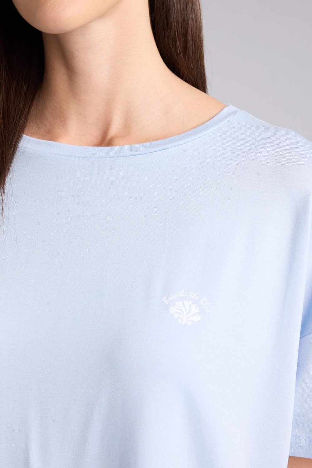 DeFacto Regular Fit Kısa Kollu Üst Geniş Paça Alt Pijama Takımı H5184AX26SM görsel 4