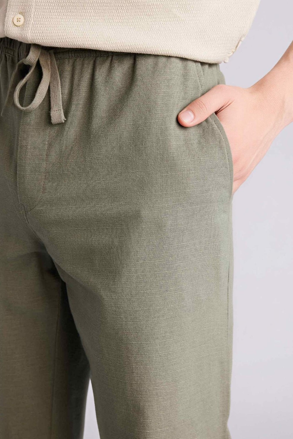 DeFacto %100 Pamuk Regular Fit Lacivert Beli Lastikli Pantolon D2671AX26SM görsel 3